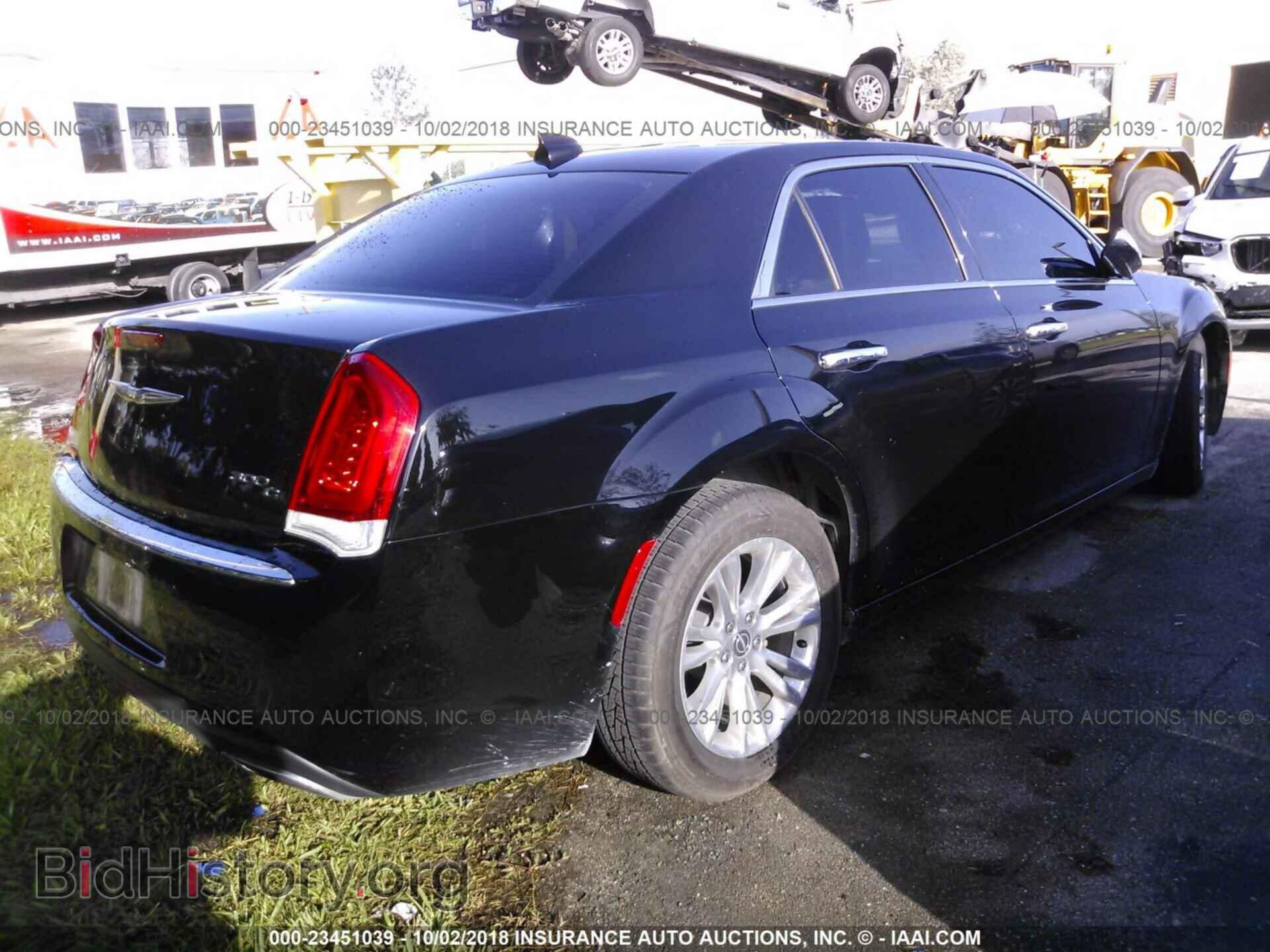 2017 Chrysler 300c - VIN: 2C3CCAEG5HH570717 - Фото 4