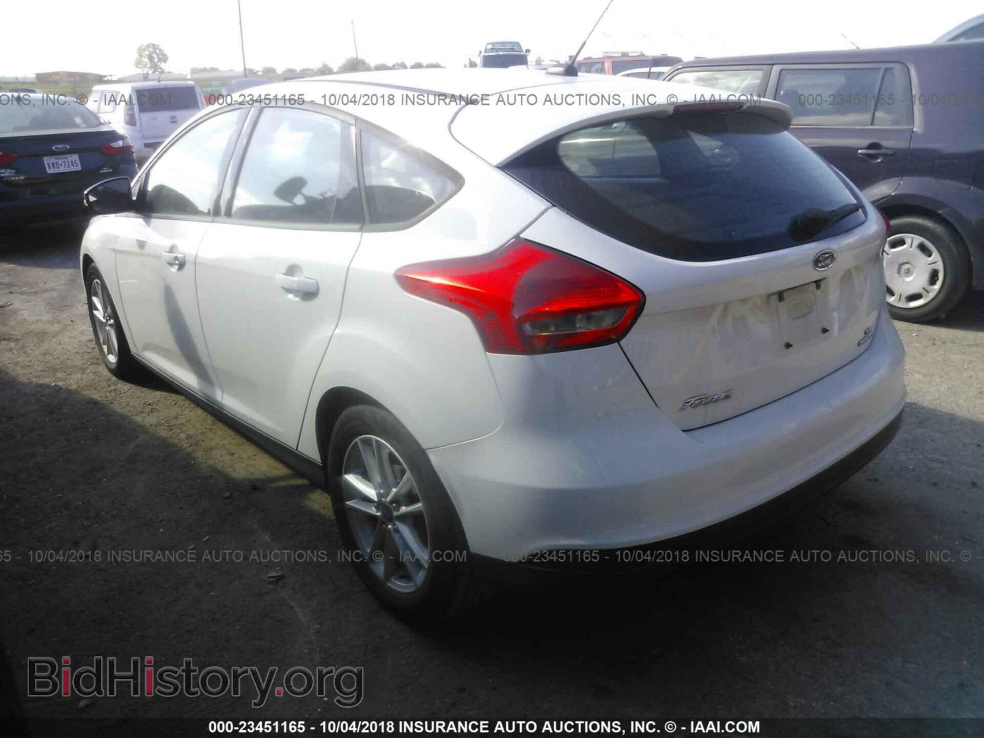 2015 Ford Focus - VIN: 1FADP3K28FL204779 - Photo 3