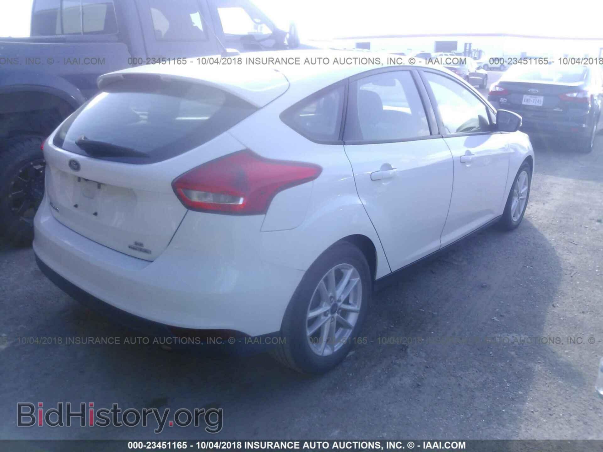 2015 Ford Focus - VIN: 1FADP3K28FL204779 - Photo 4