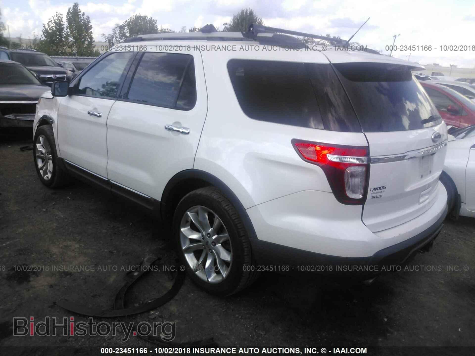 2011 Ford Explorer - VIN: 1FMHK7D84BGA04936 - Фото 3