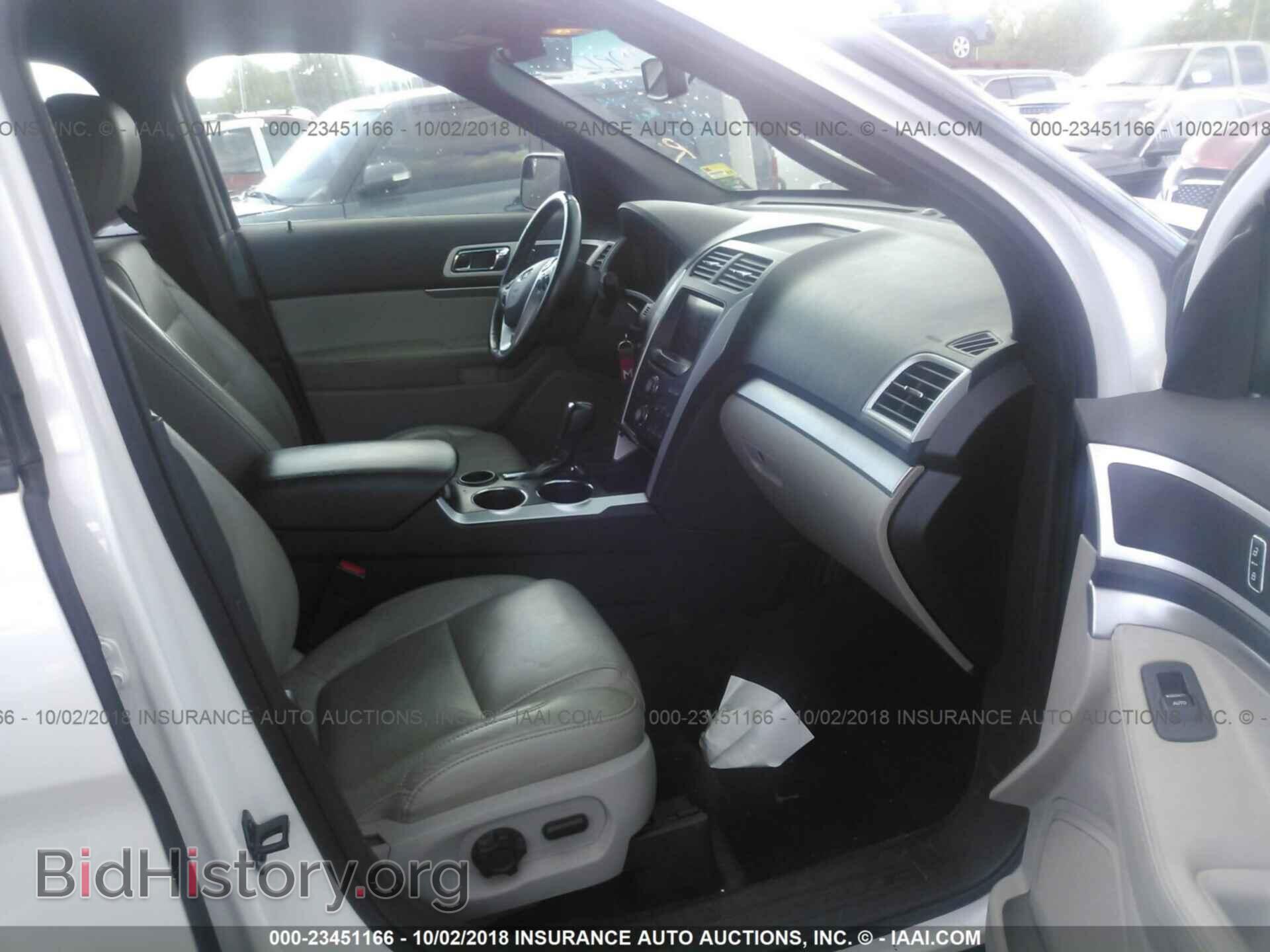 2011 Ford Explorer - VIN: 1FMHK7D84BGA04936 - Фото 5