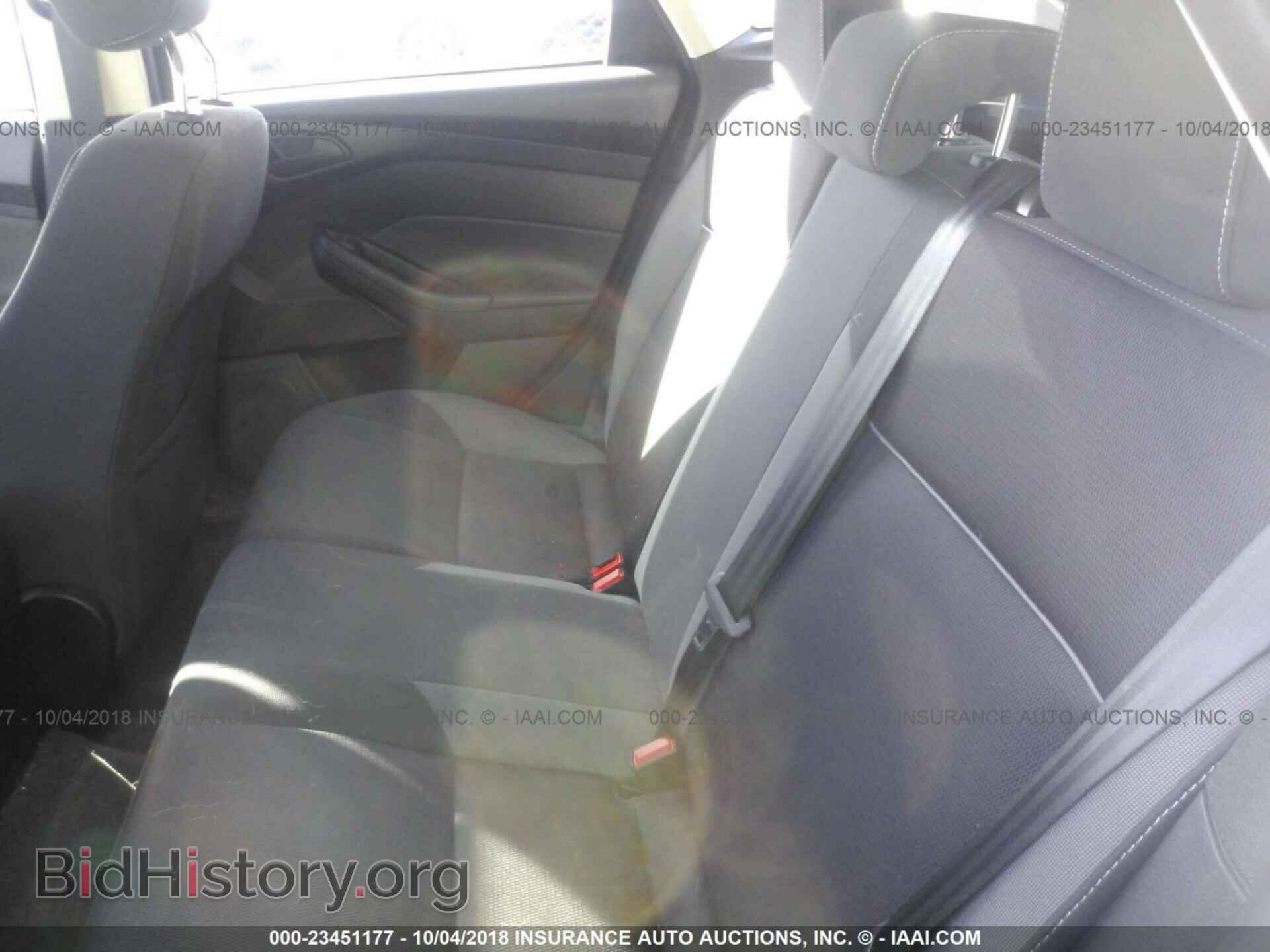2012 Ford Focus - VIN: 1FAHP3K26CL140268 - Photo 8