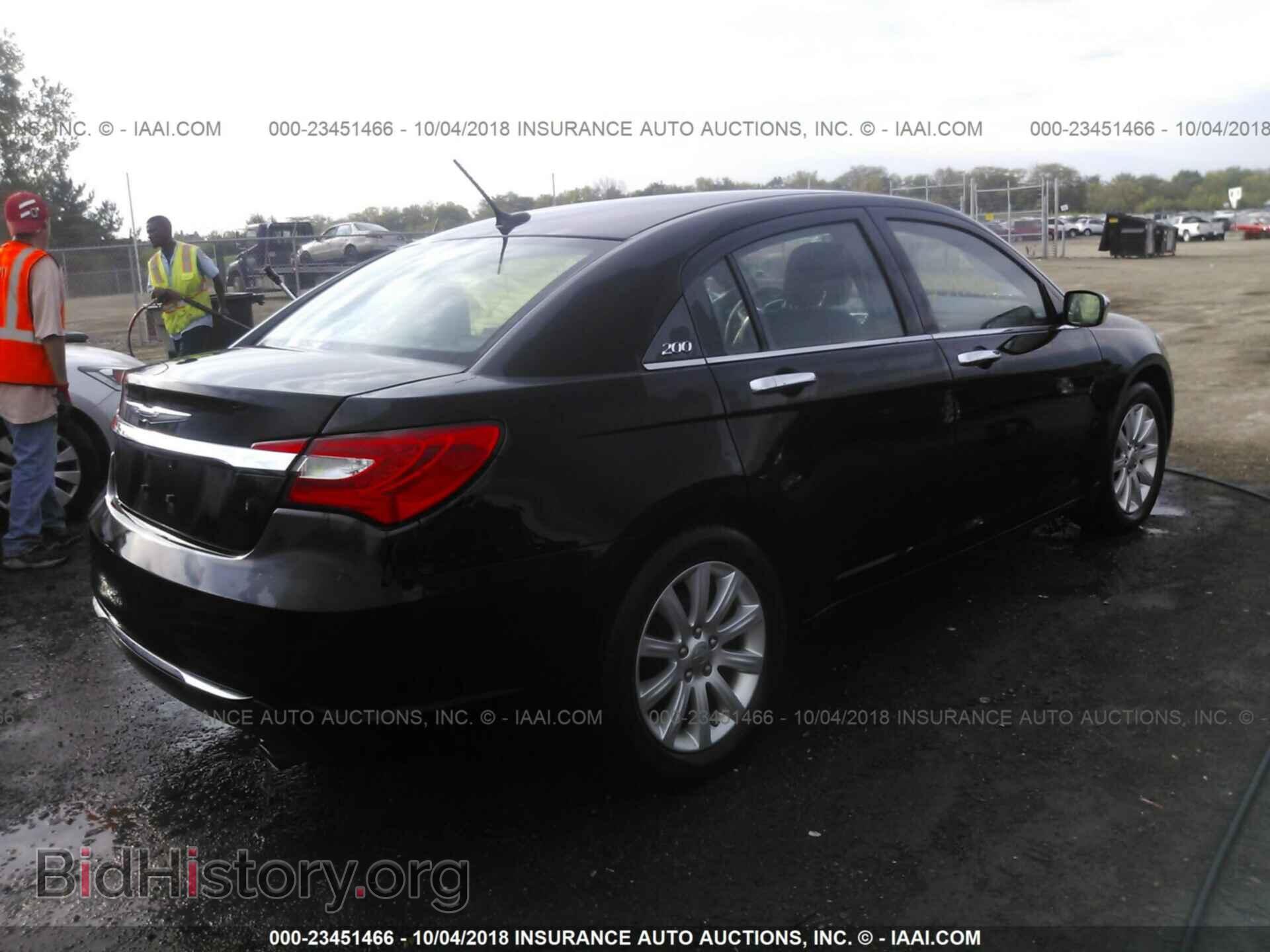 2013 Chrysler 200 - VIN: 1C3CCBCG0DN601978 - Фото 4