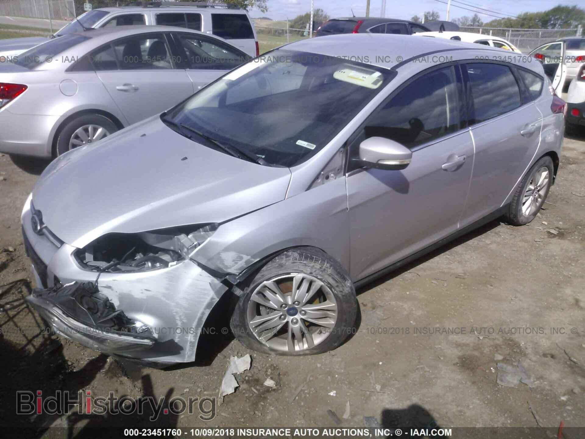 2012 Ford Focus - VIN: 1FAHP3M20CL423729 - Фото 2