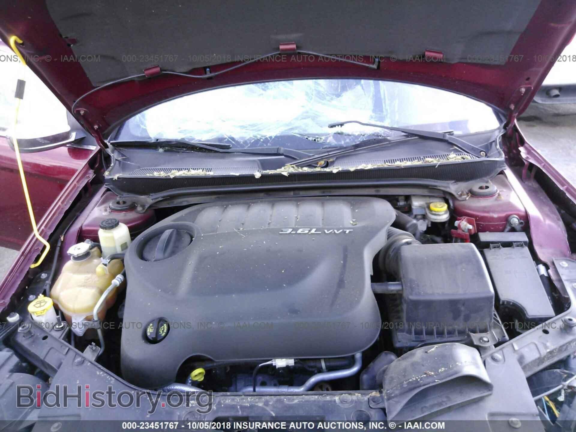2013 Chrysler 200 - VIN: 1C3CCBCG1DN514820 - Photo 10