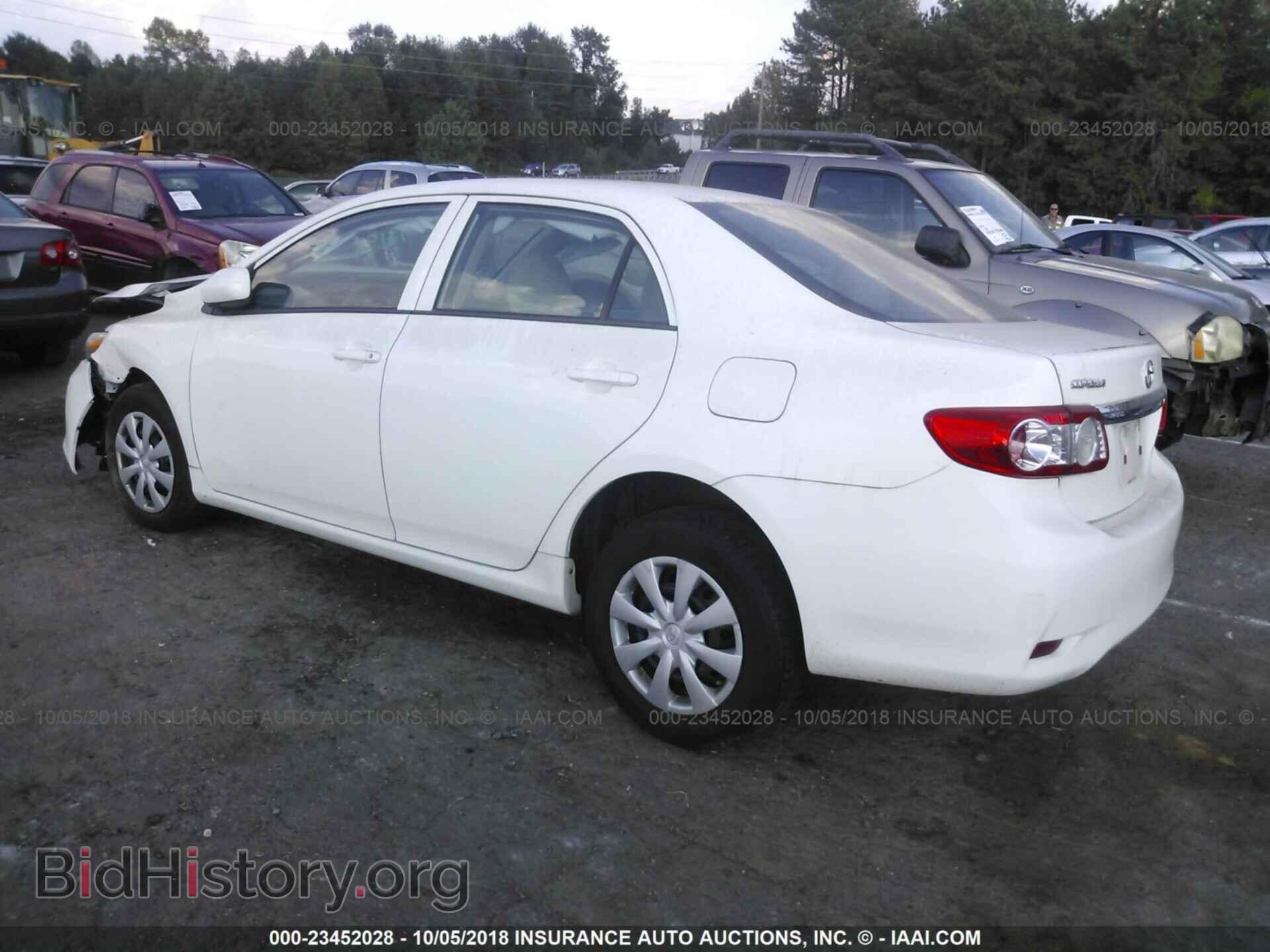 2013 Toyota Corolla - VIN: 2T1BU4EE0DC962478 - Фото 3