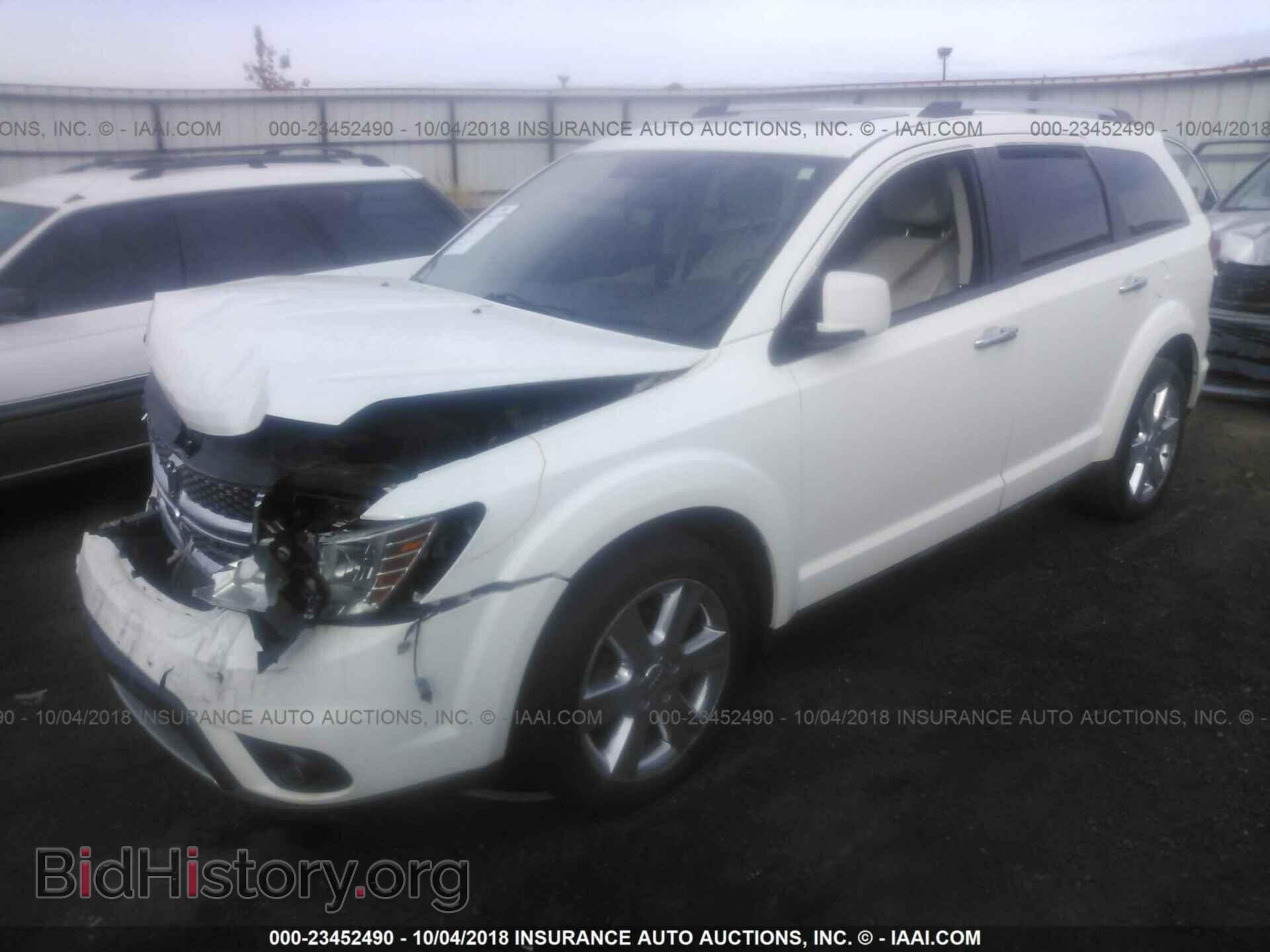2012 Dodge Journey - VIN: 3C4PDDDG7CT200124 - Фото 2