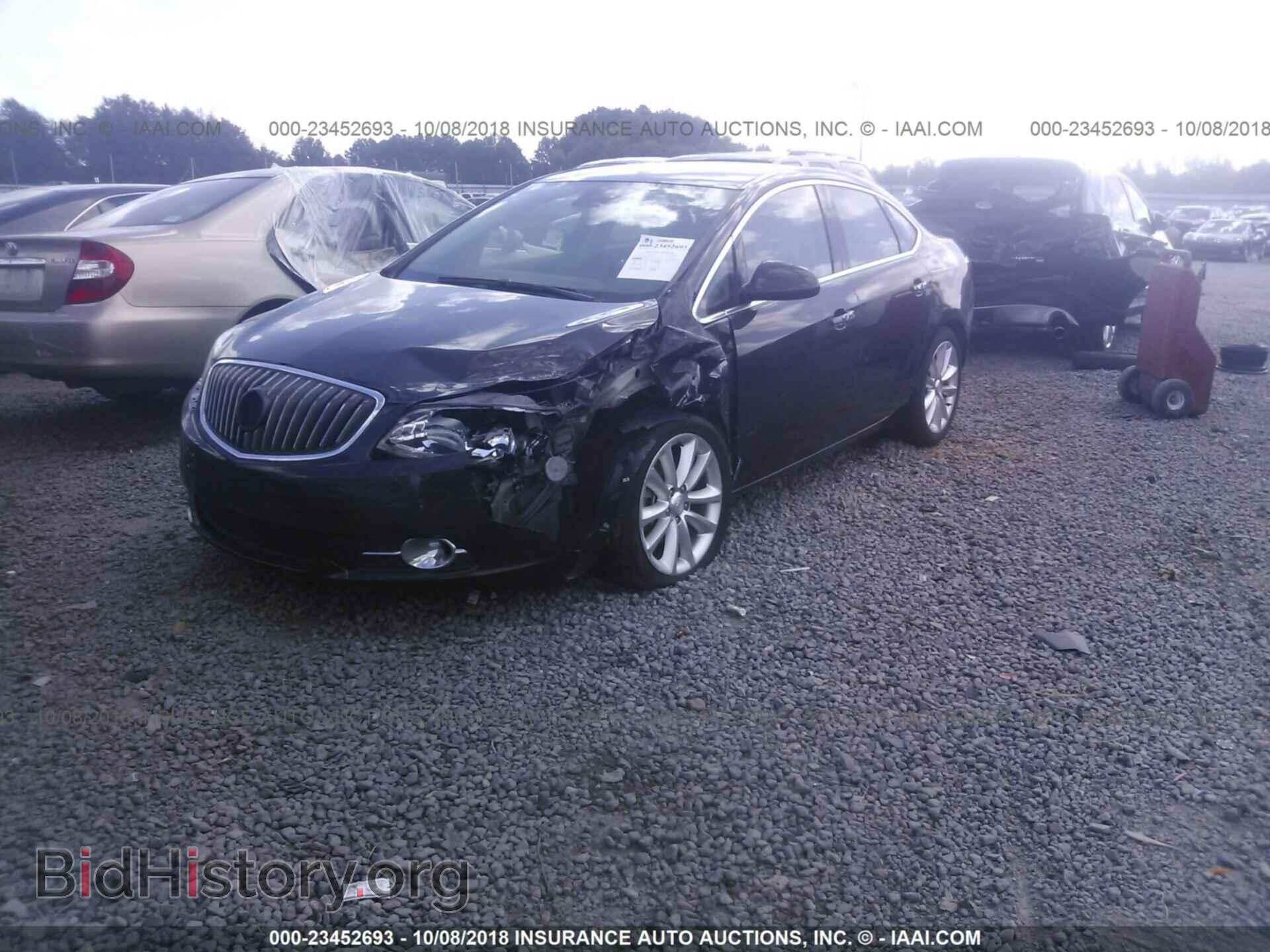 2013 Buick Verano - VIN: 1G4PR5SKXD4114159 - Фото 2