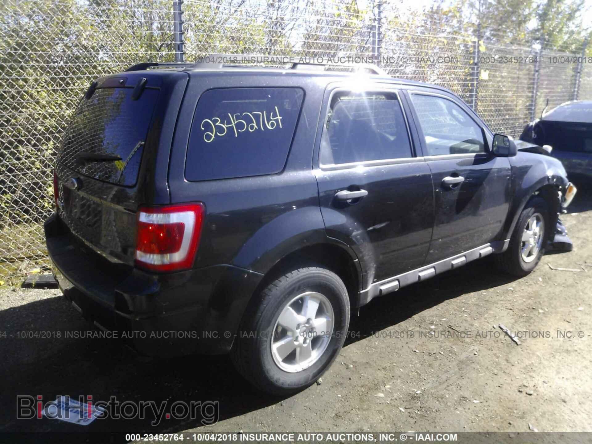 2011 Ford Escape - VIN: 1FMCU0D74BKB35106 - Фото 4