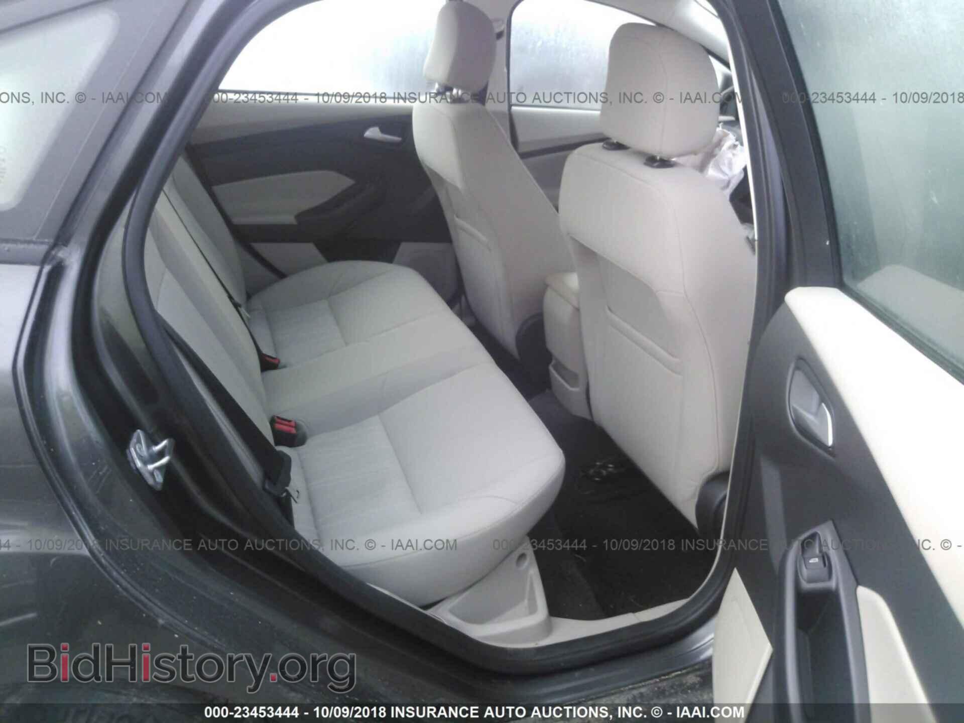 2015 Ford Focus - VIN: 1FADP3F2XFL342169 - Фото 8