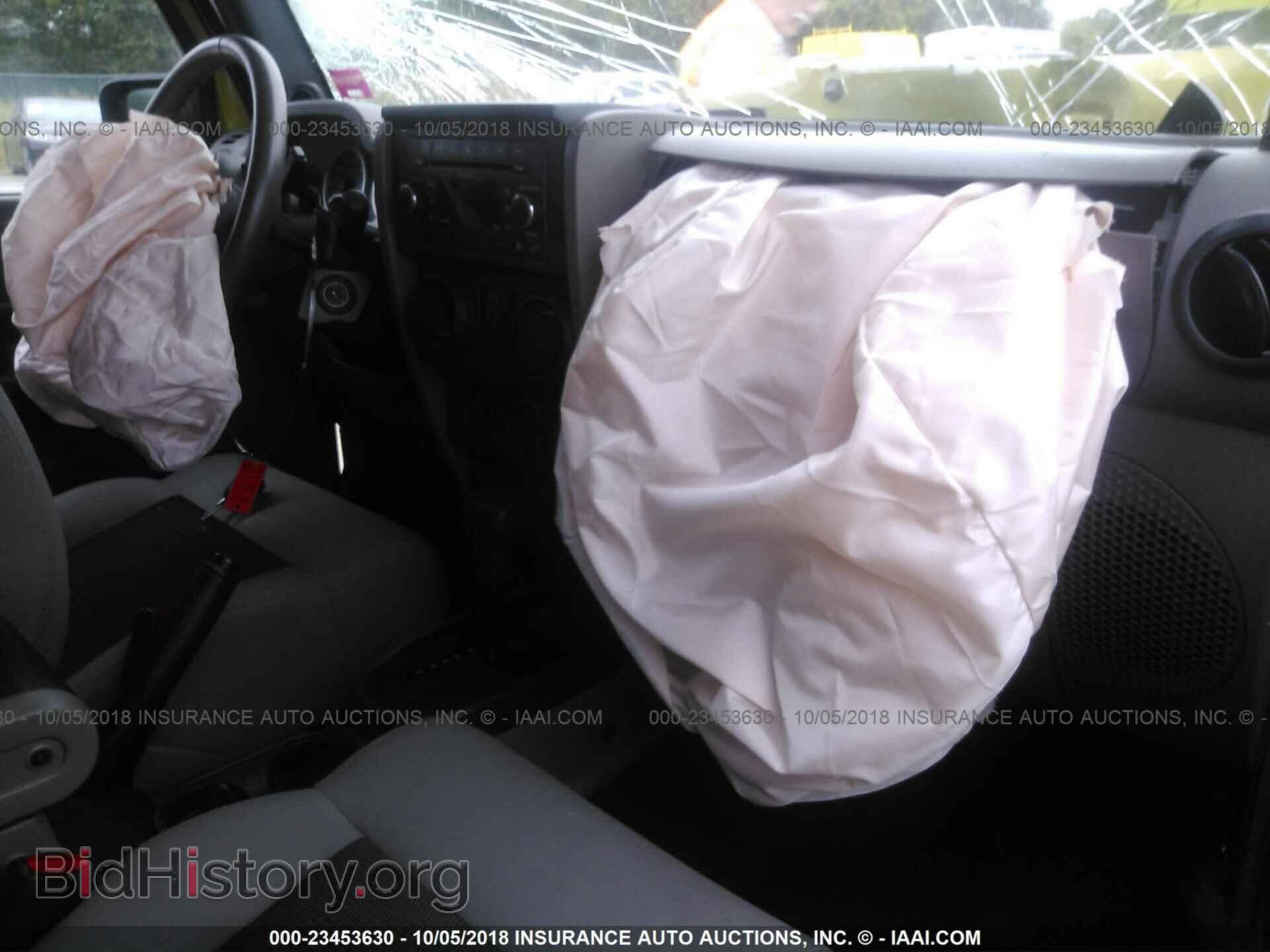 2010 JEEP WRANGLER - VIN: 1J4AA2D15AL202312 - Фото 5