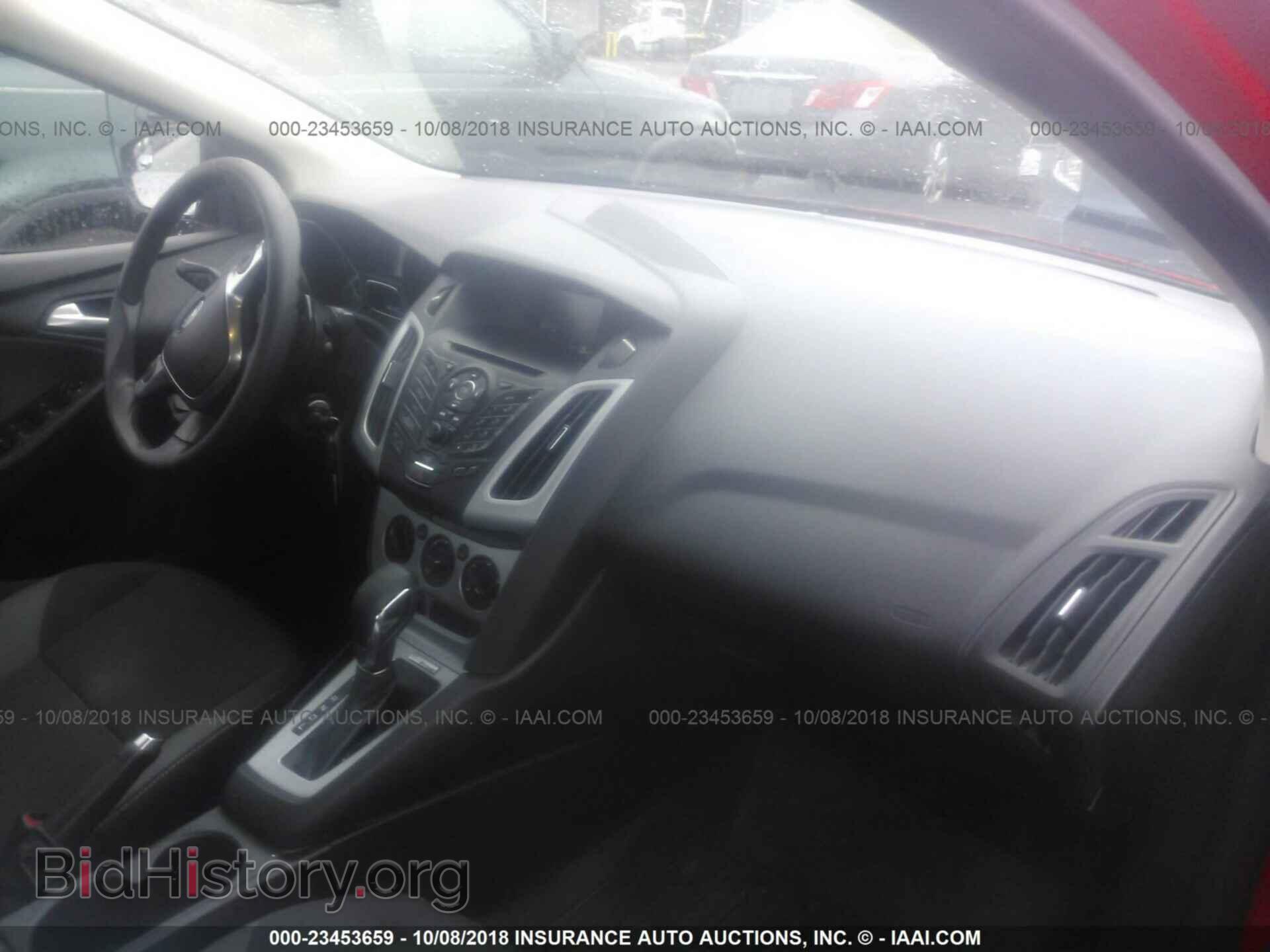 2012 Ford Focus - VIN: 1FAHP3F22CL189820 - Фото 5