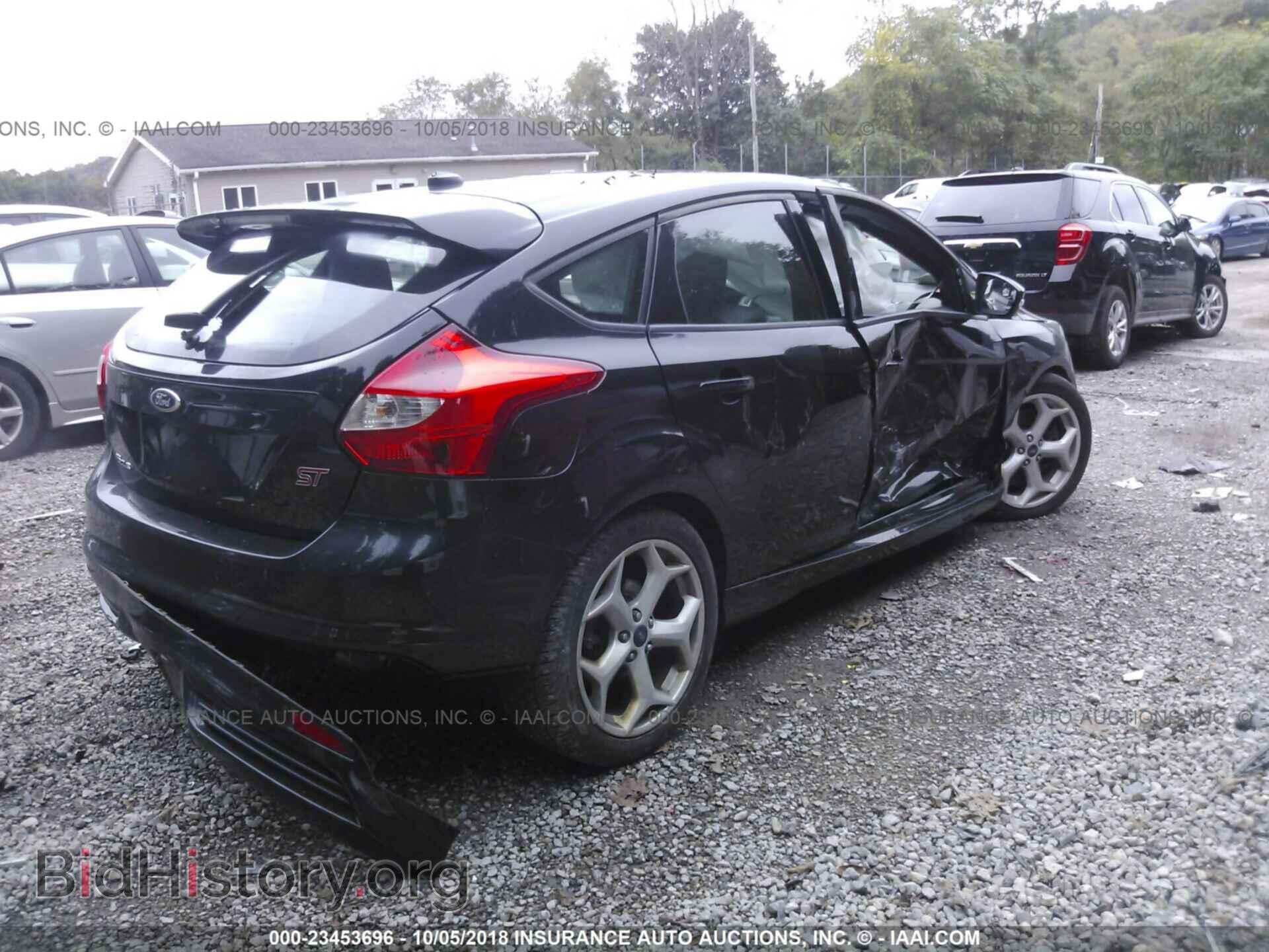 2014 Ford Focus - VIN: 1FADP3L98EL354045 - Photo 4