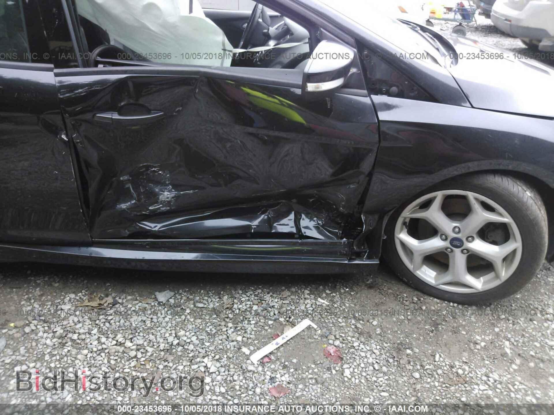 2014 Ford Focus - VIN: 1FADP3L98EL354045 - Photo 6