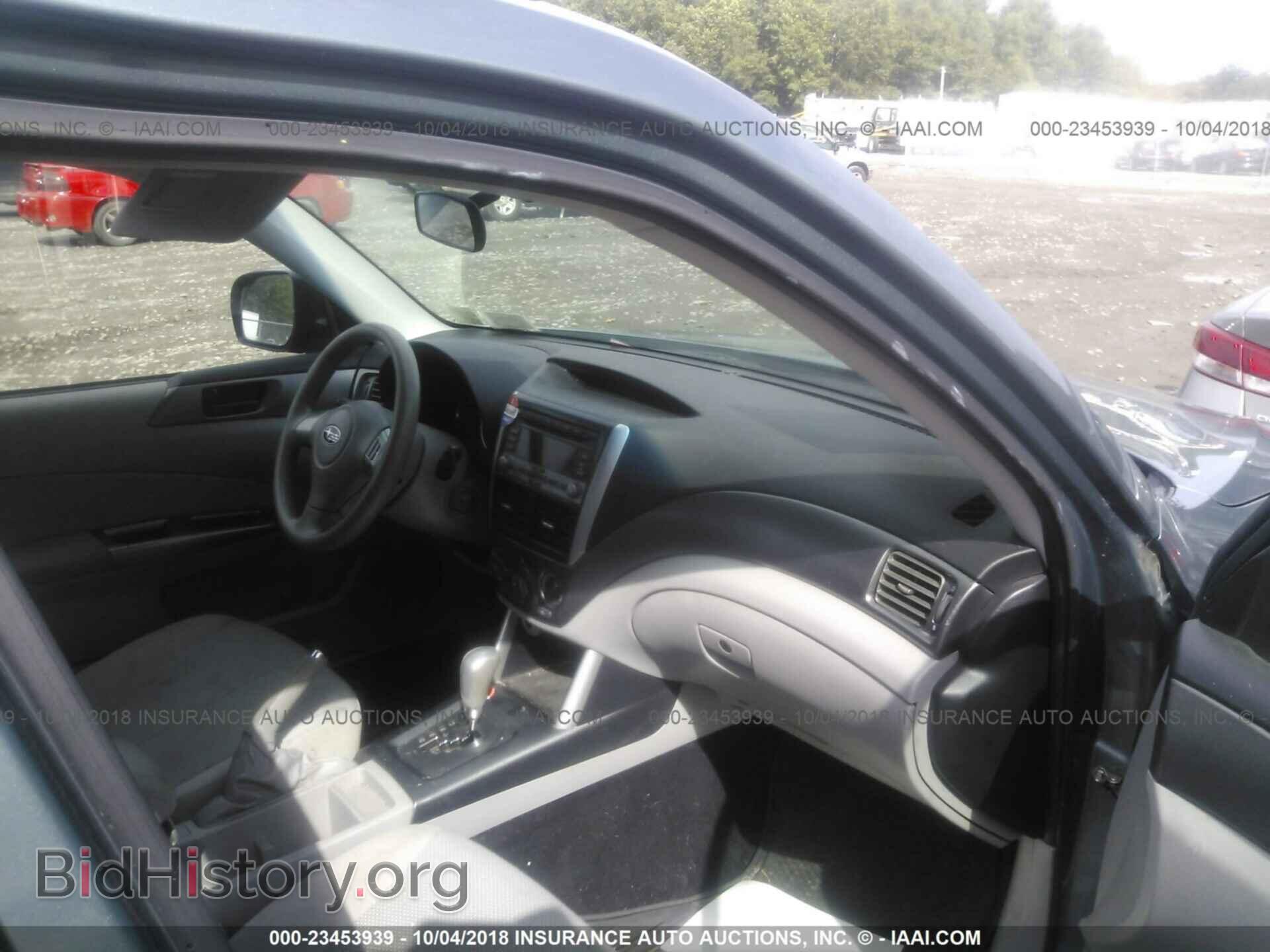 2011 Subaru Forester - VIN: JF2SHABC4BH736766 - Фото 5