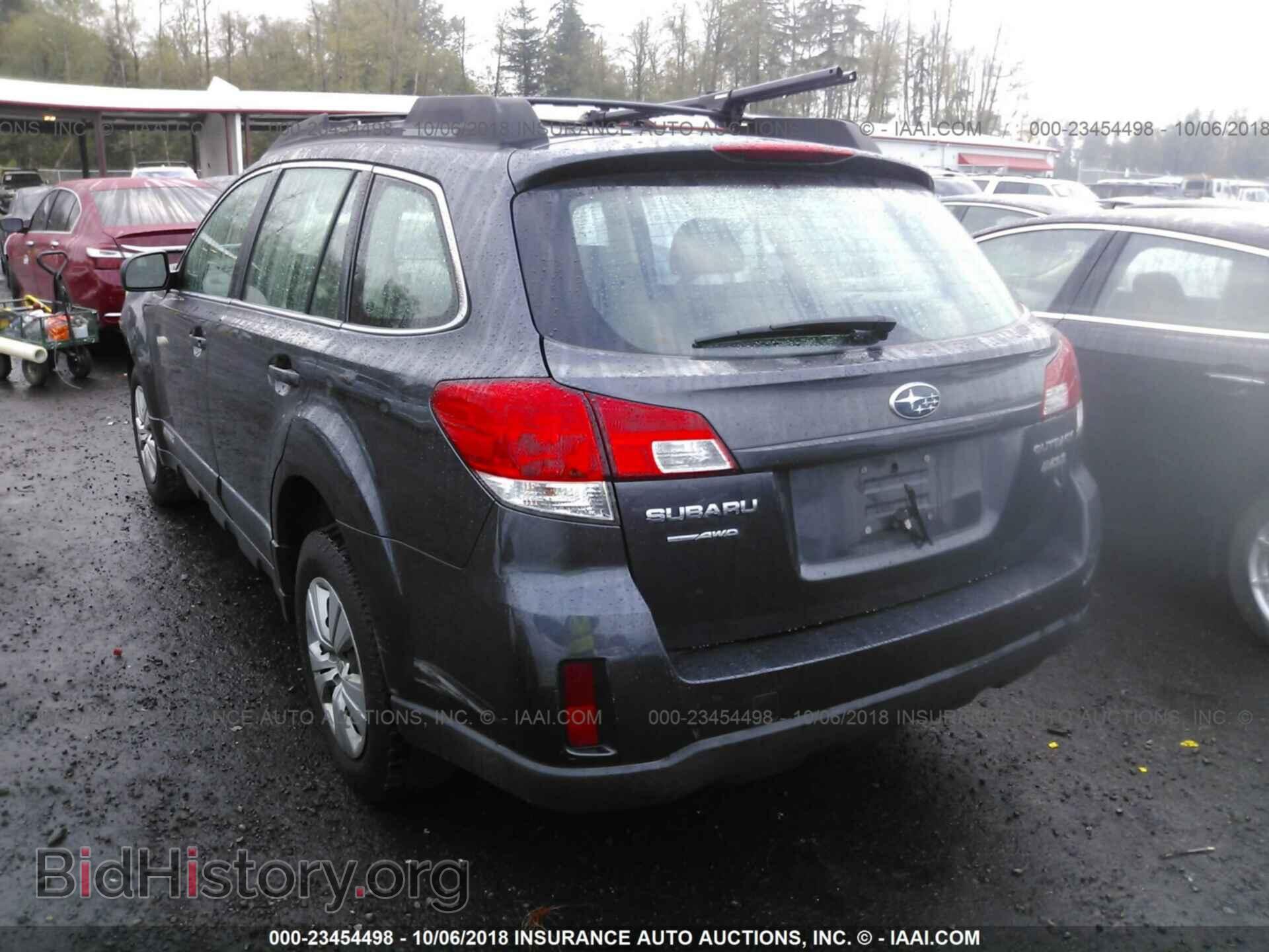 2011 Subaru Outback - VIN: 4S4BRBAC5B3377357 - Фото 3