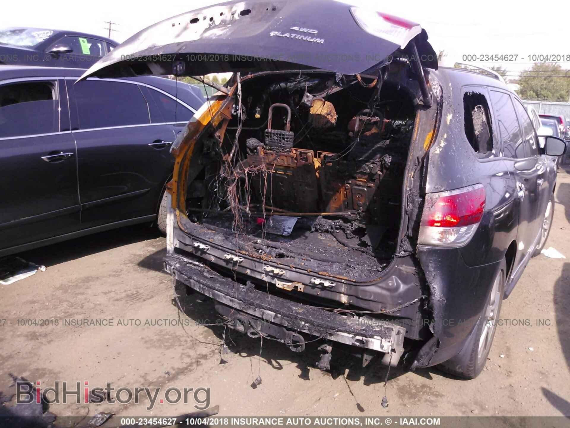 2014 Nissan Pathfinder - VIN: 5N1AR2MM9EC665287 - Фото 6