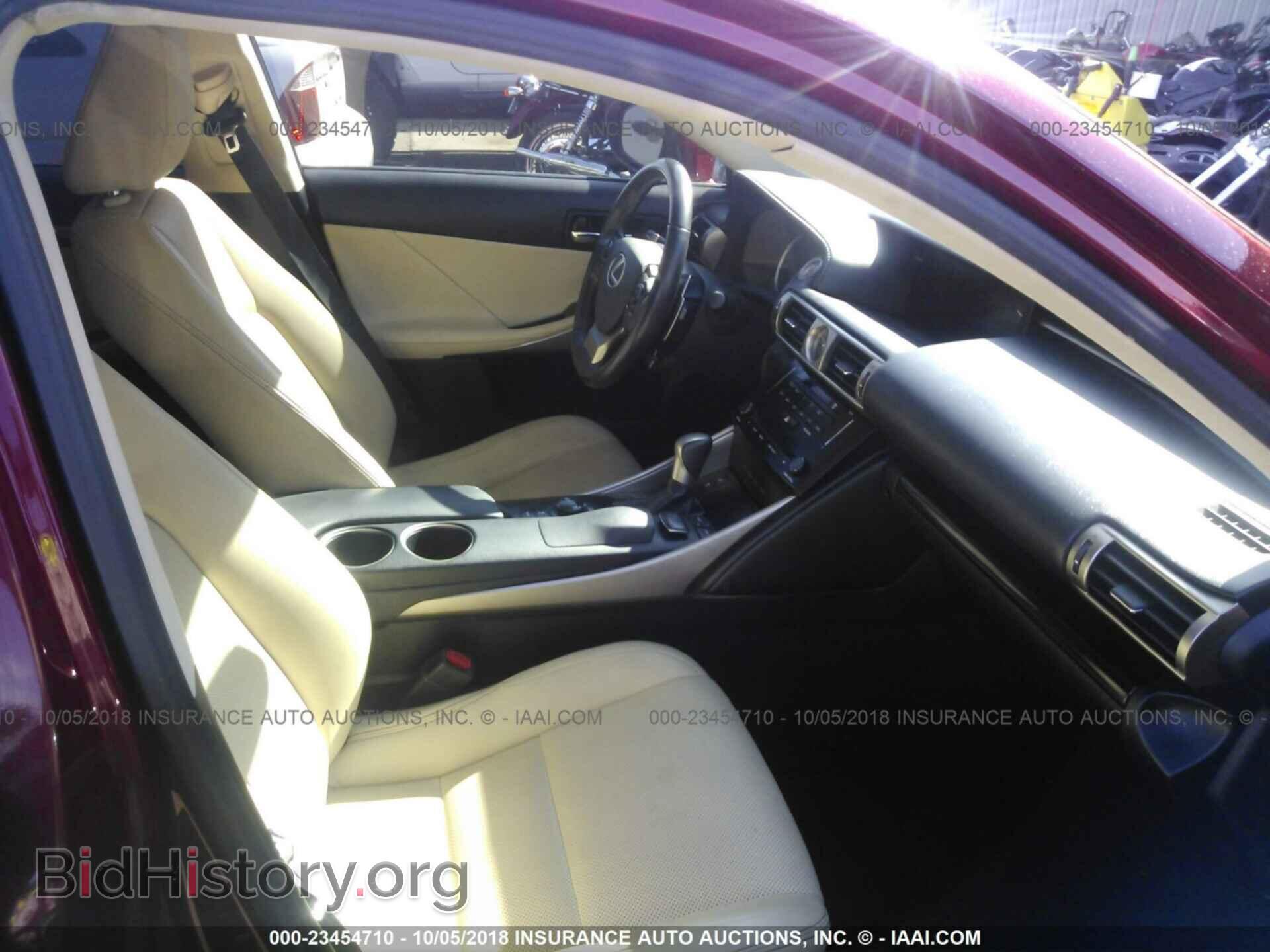 2014 Lexus Is - VIN: JTHBF1D27E5013135 - Photo 5