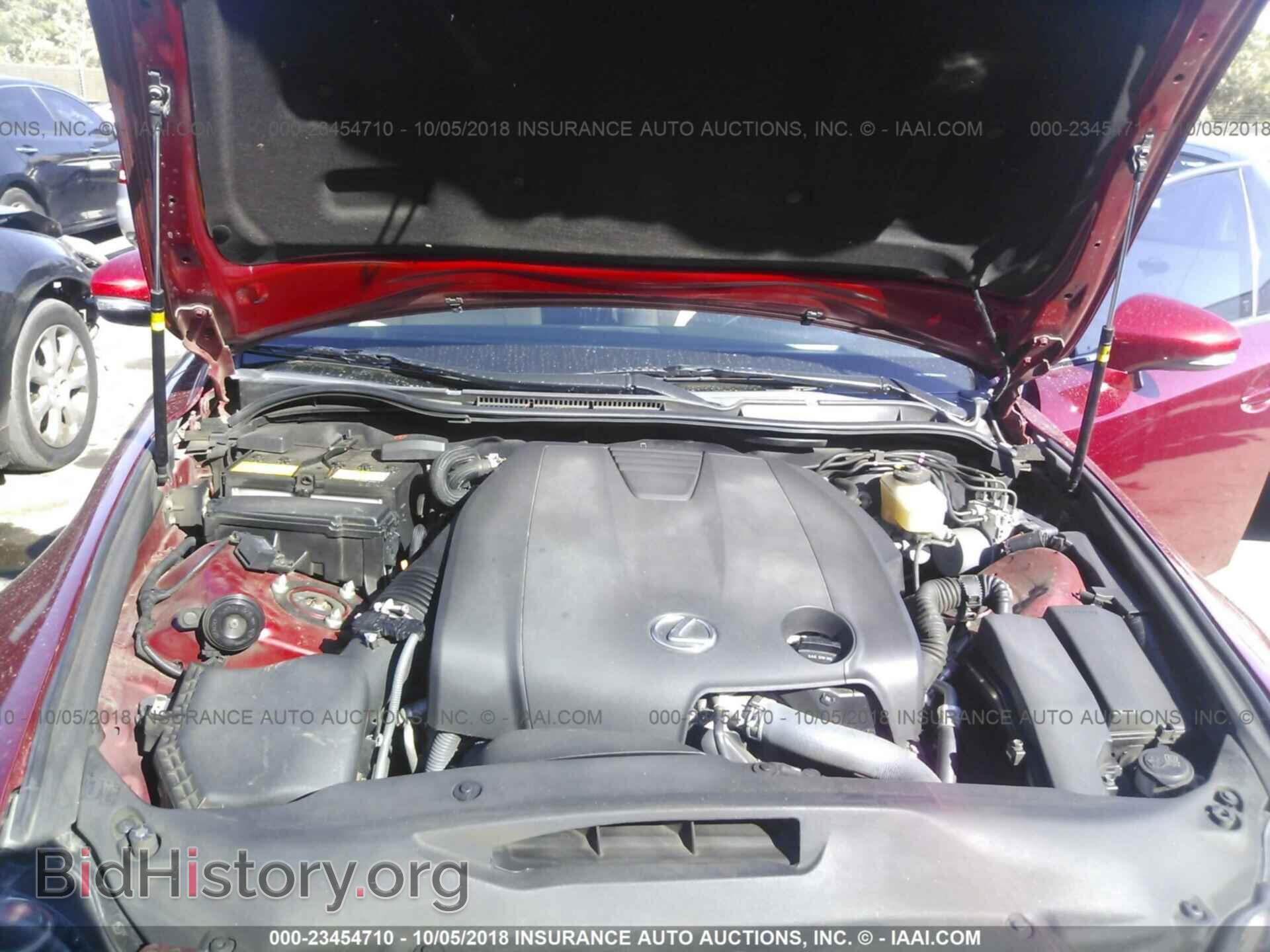2014 Lexus Is - VIN: JTHBF1D27E5013135 - Photo 10