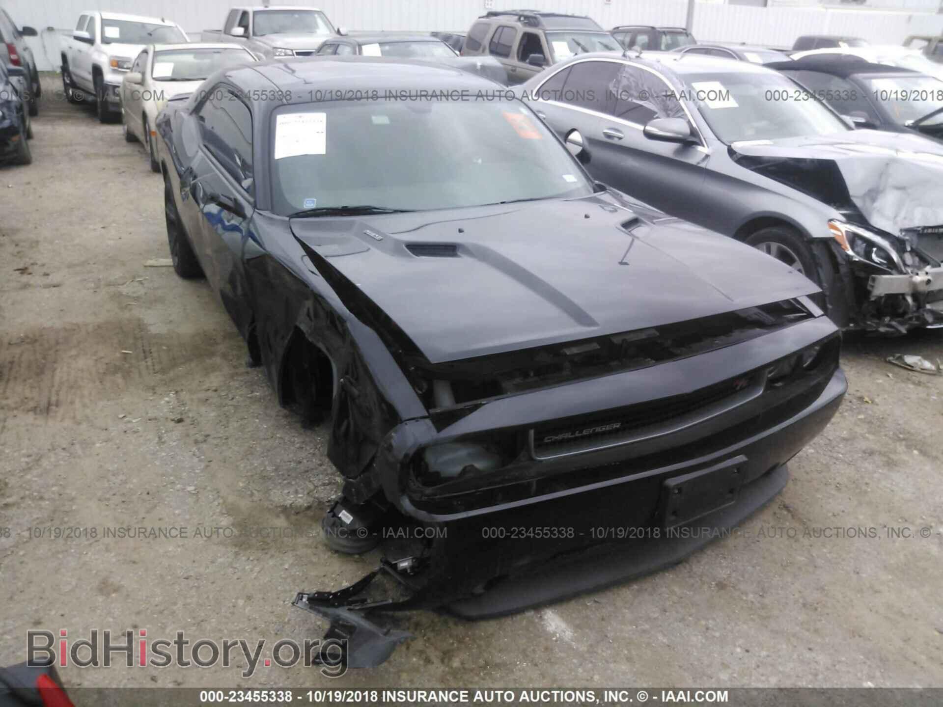 Photo 2C3CDYBT7CH226239 - Dodge Challenger 2012