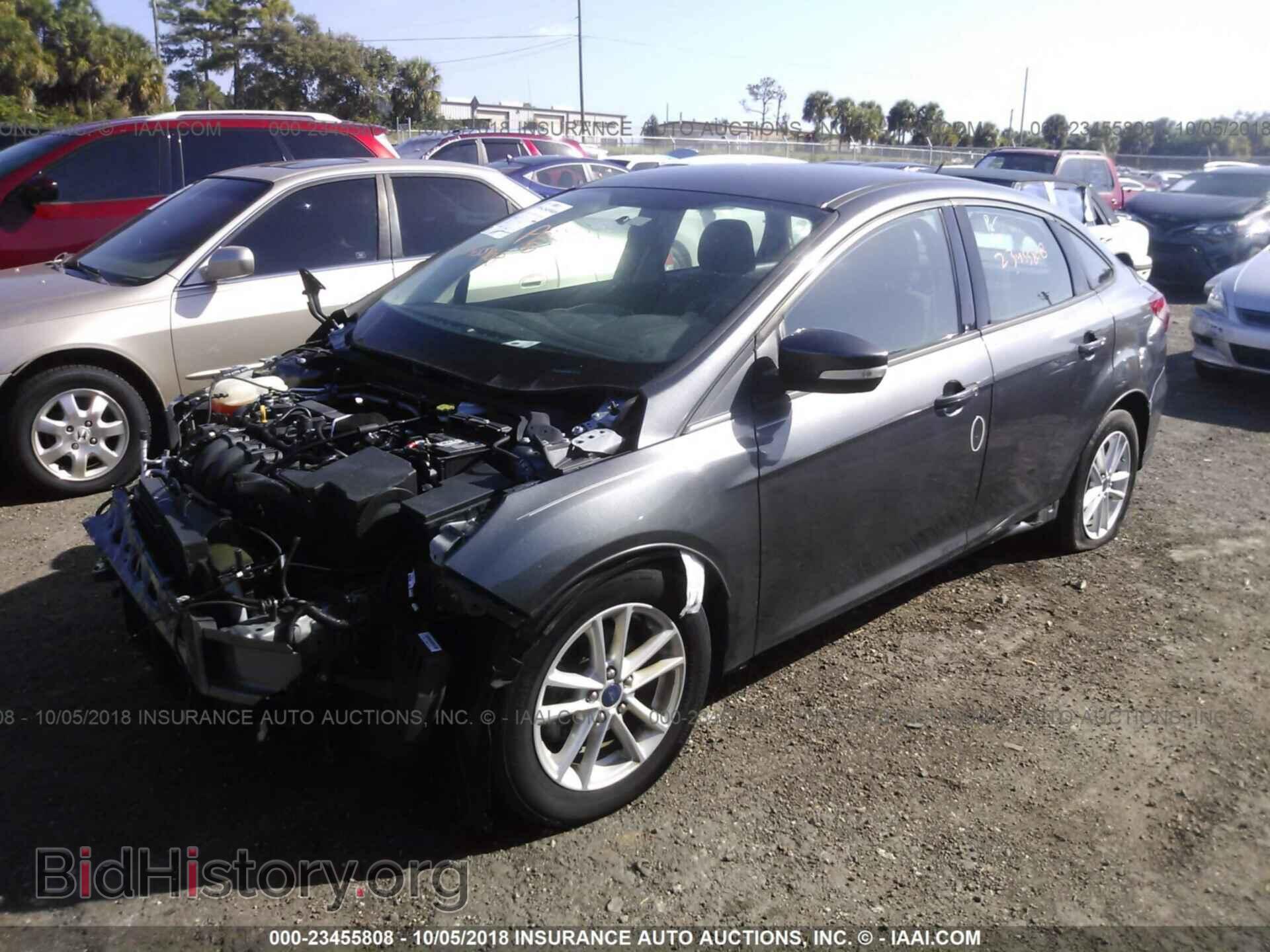2015 Ford Focus - VIN: 1FADP3F25FL259717 - Photo 2