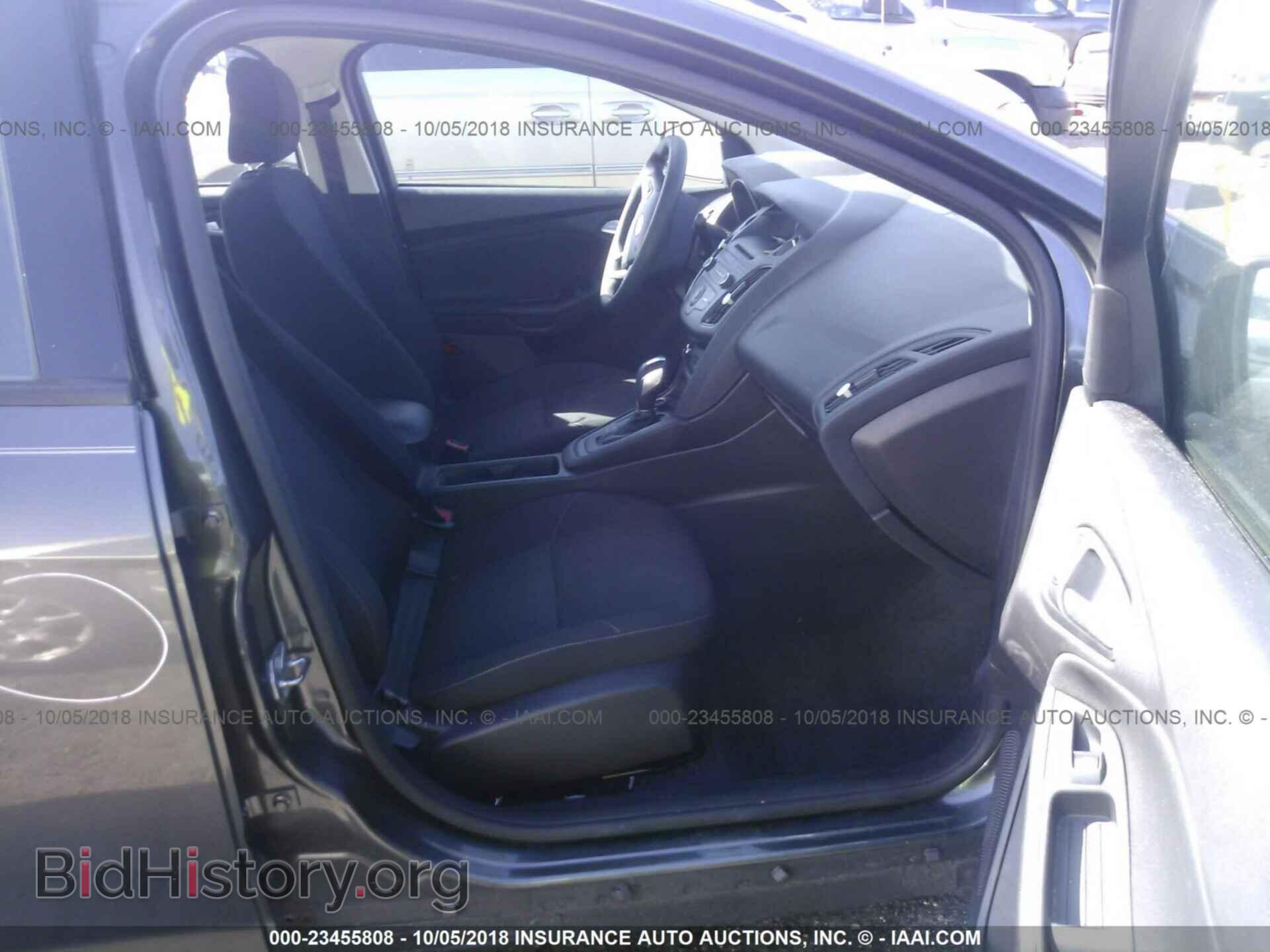 2015 Ford Focus - VIN: 1FADP3F25FL259717 - Photo 5