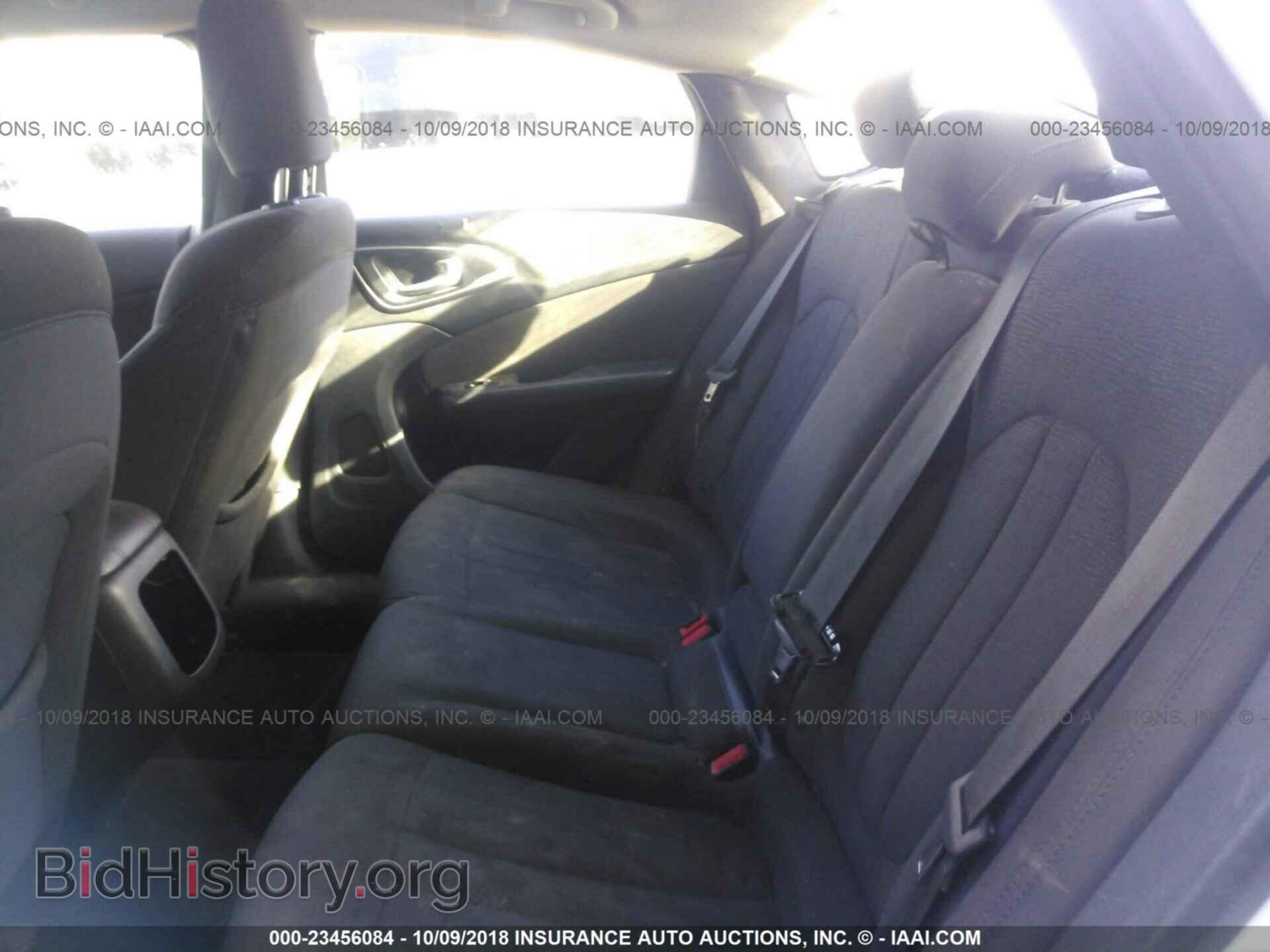 2015 Chrysler 200 - VIN: 1C3CCCAB2FN677993 - Фото 8