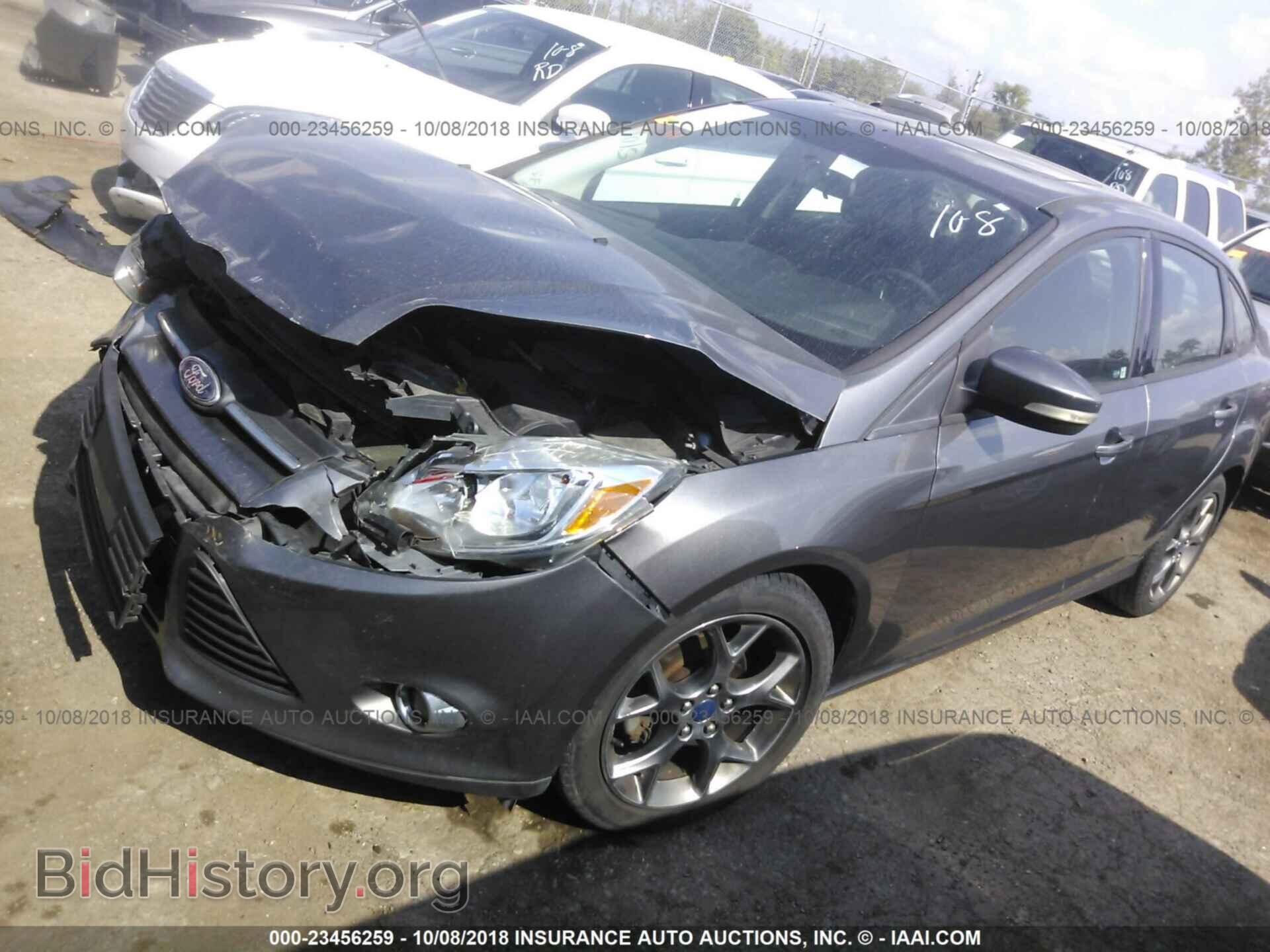2013 Ford Focus - VIN: 1FADP3F22DL168840 - Фото 2