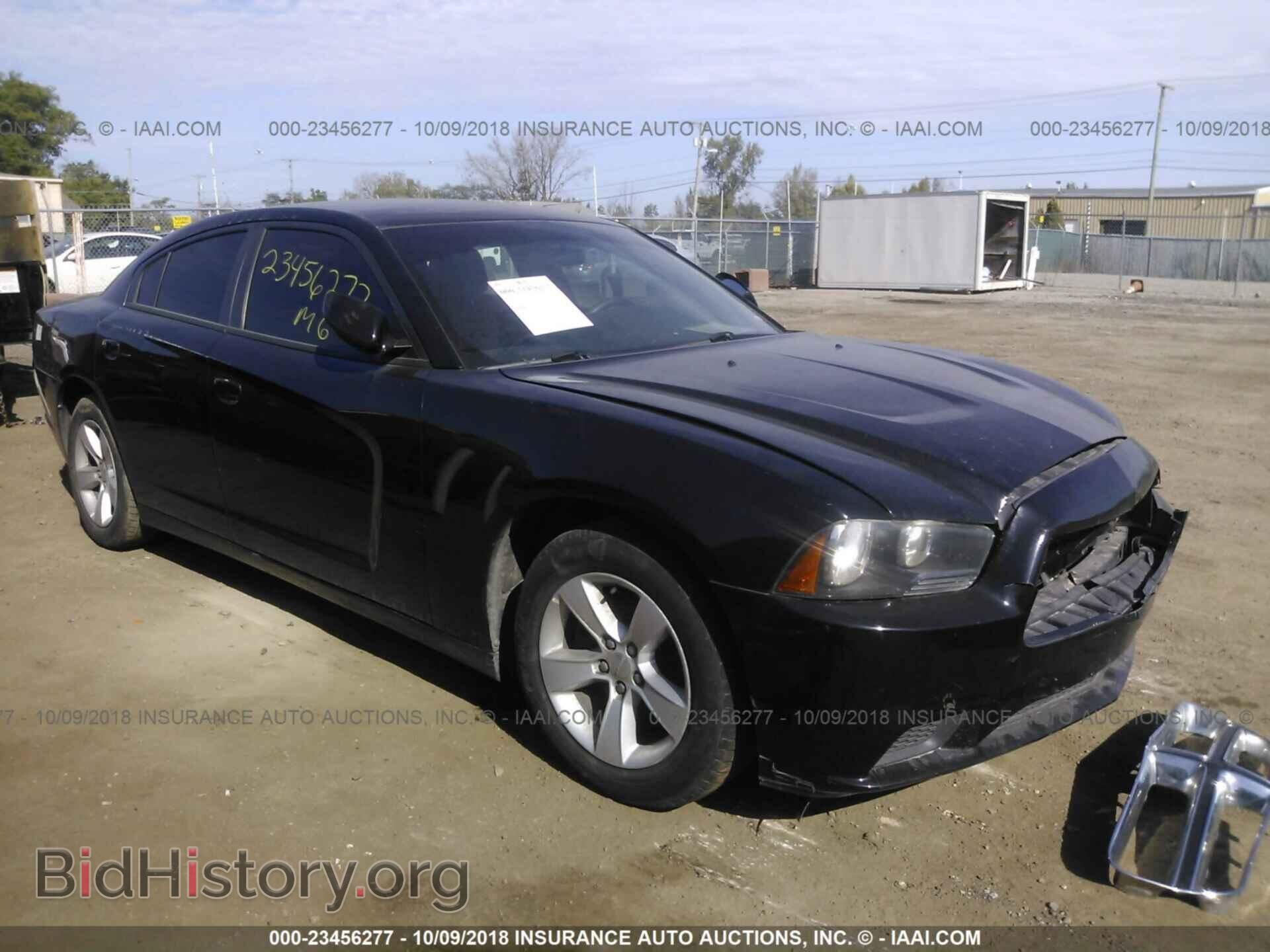 Photo 2C3CDXBG2DH610136 - Dodge Charger 2013