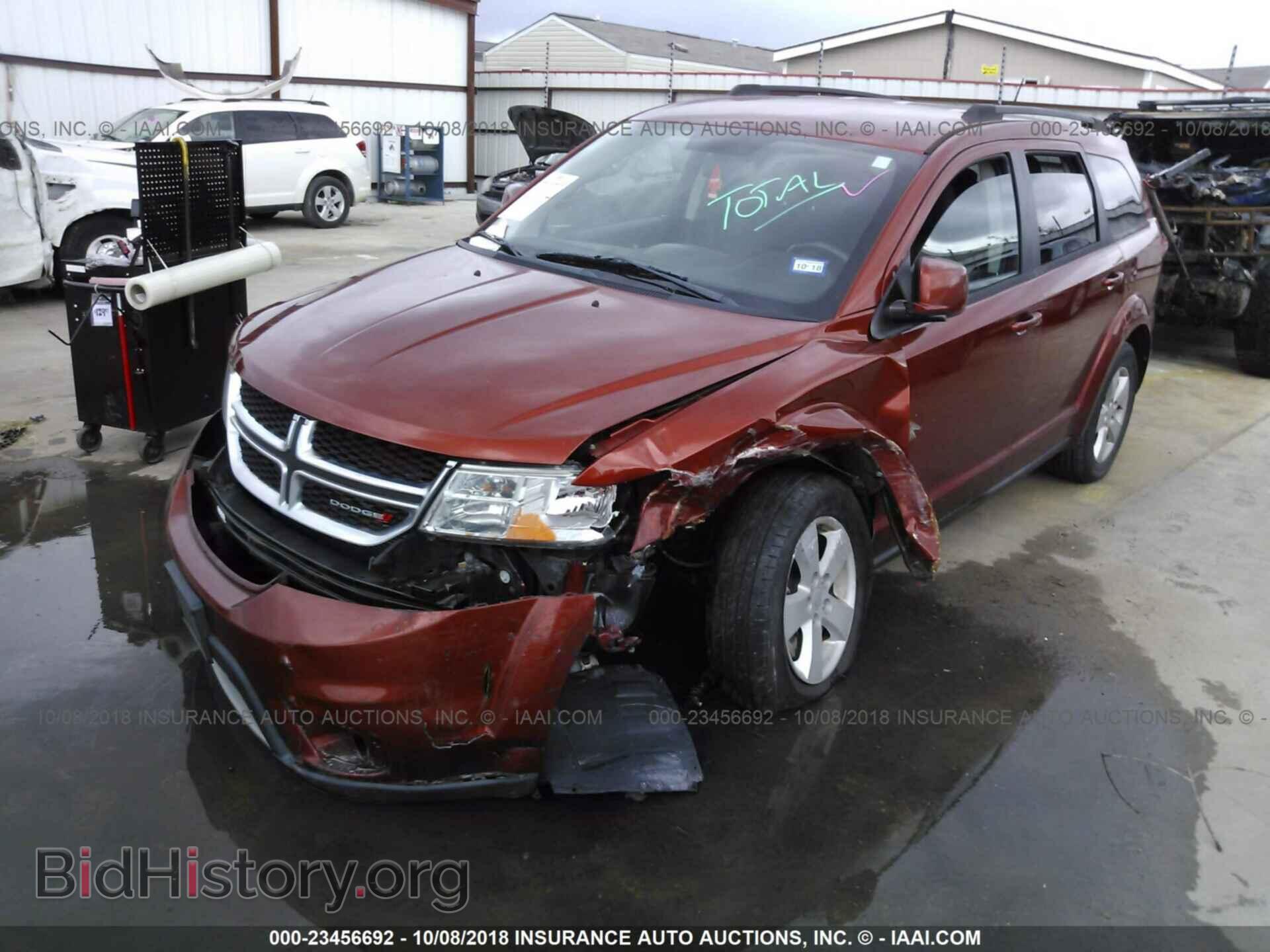 2012 Dodge Journey - VIN: 3C4PDCBBXCT374089 - Фото 2