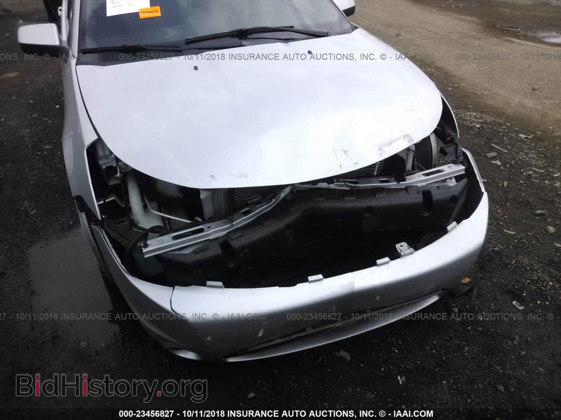 2011 Ford Focus - VIN: 1FAHP3GN3BW144035 - Фото 6