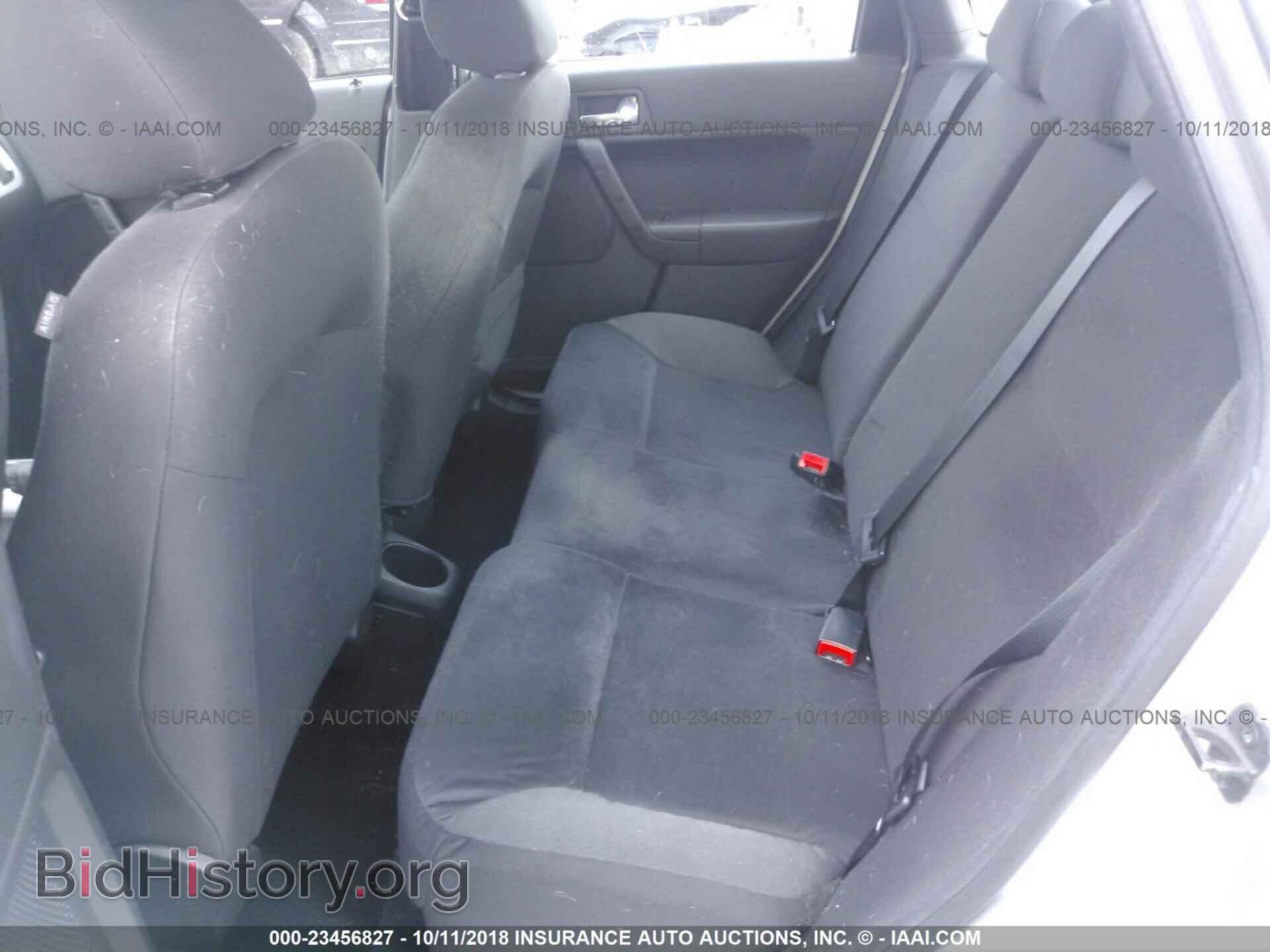 2011 Ford Focus - VIN: 1FAHP3GN3BW144035 - Фото 8