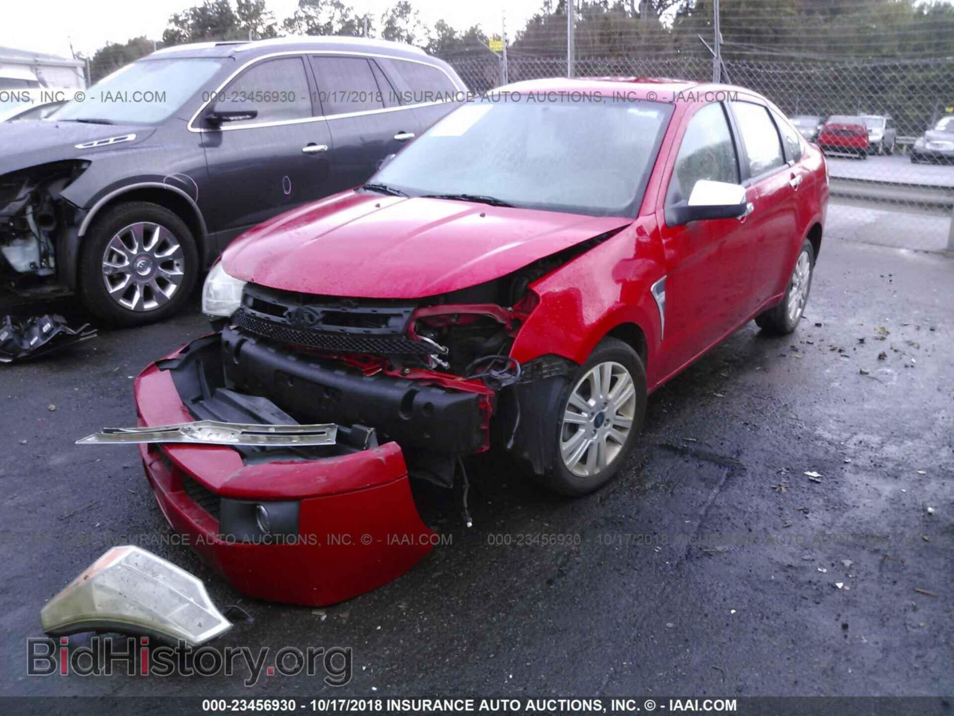 2008 FORD FOCUS - VIN: 1FAHP35N68W159818 - Фото 2