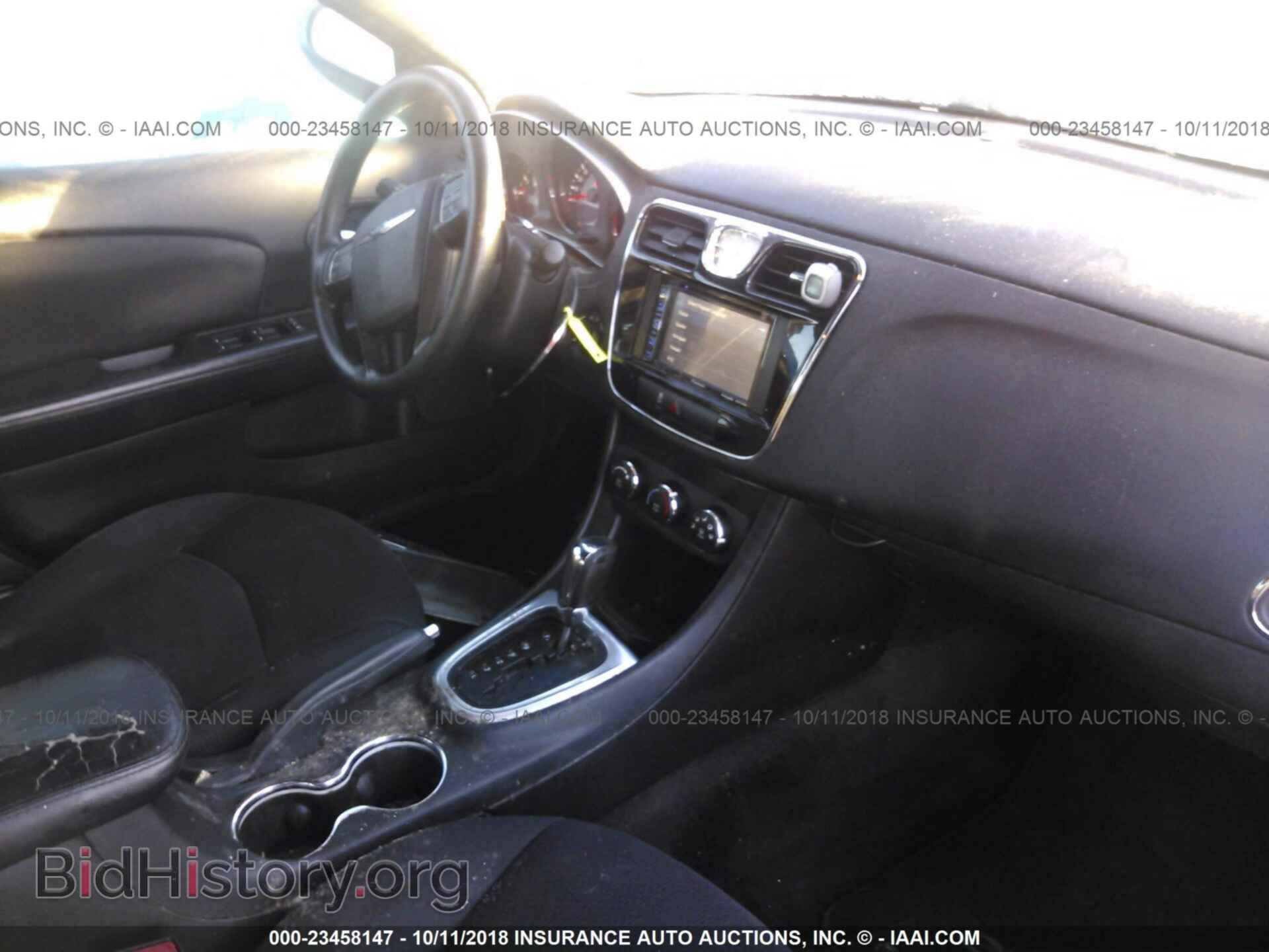 2013 Chrysler 200 - VIN: 1C3CCBAB4DN657090 - Photo 5