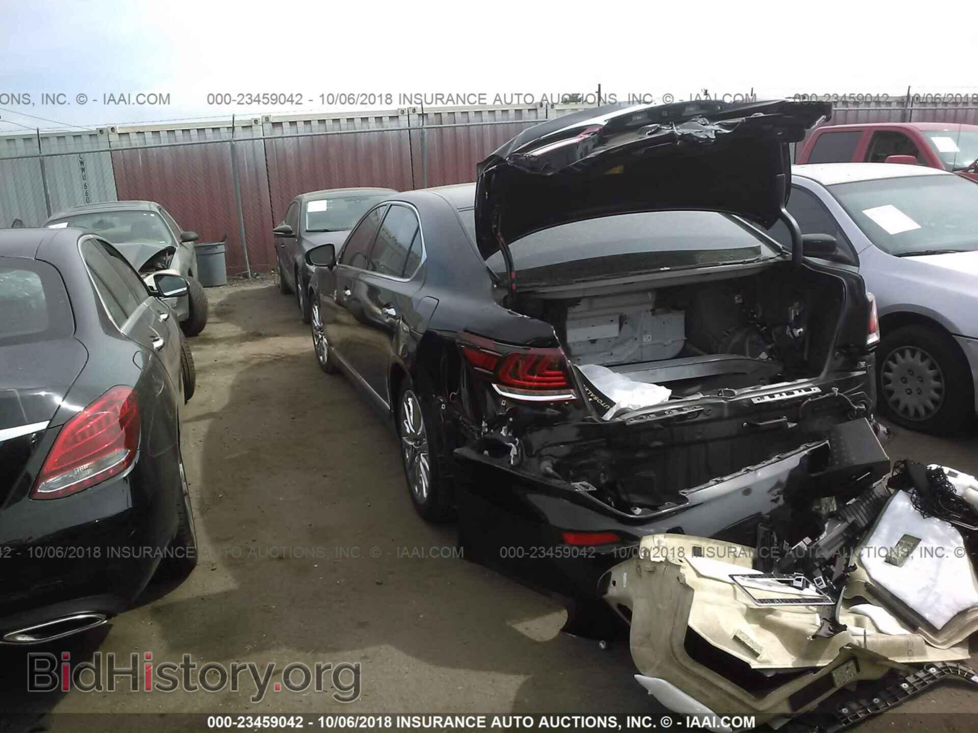 2013 Lexus Ls - VIN: JTHGL1EF4D5050044 - Photo 3