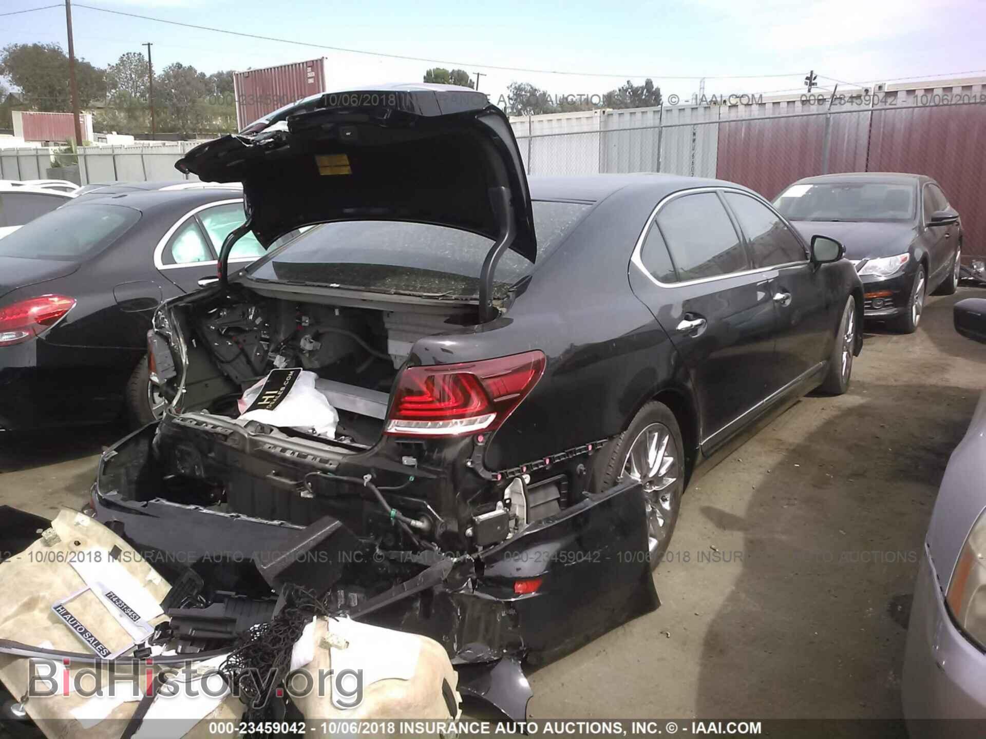2013 Lexus Ls - VIN: JTHGL1EF4D5050044 - Photo 4