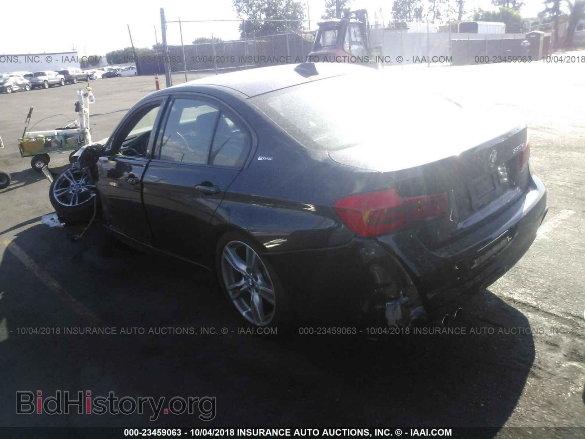 2017 Bmw 330e - VIN: WBA8E1C36HA029392 - Фото 3