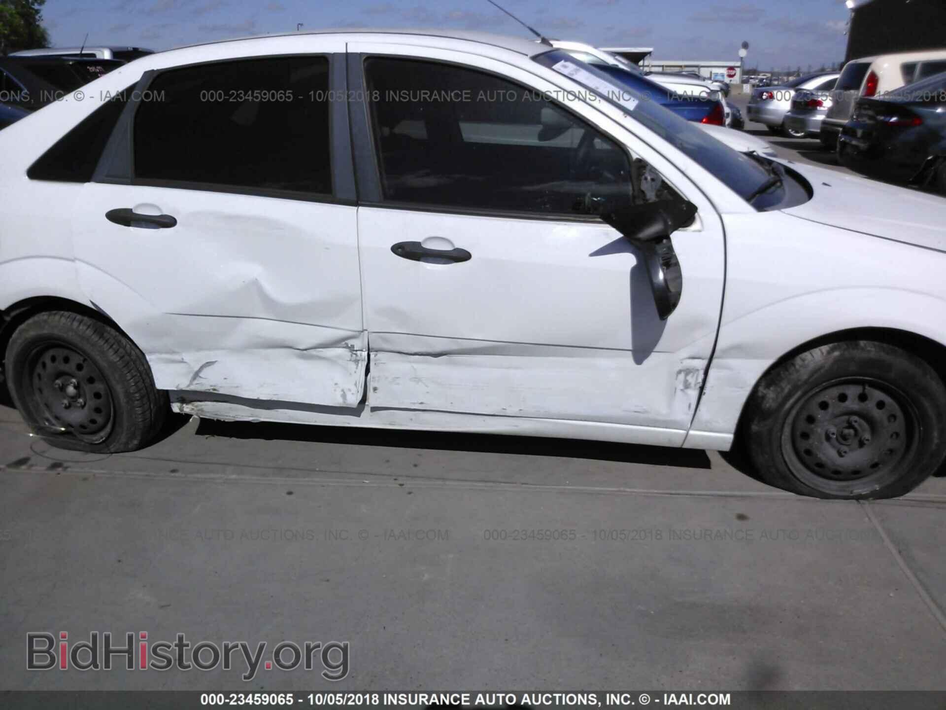 2007 FORD FOCUS - VIN: 1FAFP34N47W295579 - Photo 6