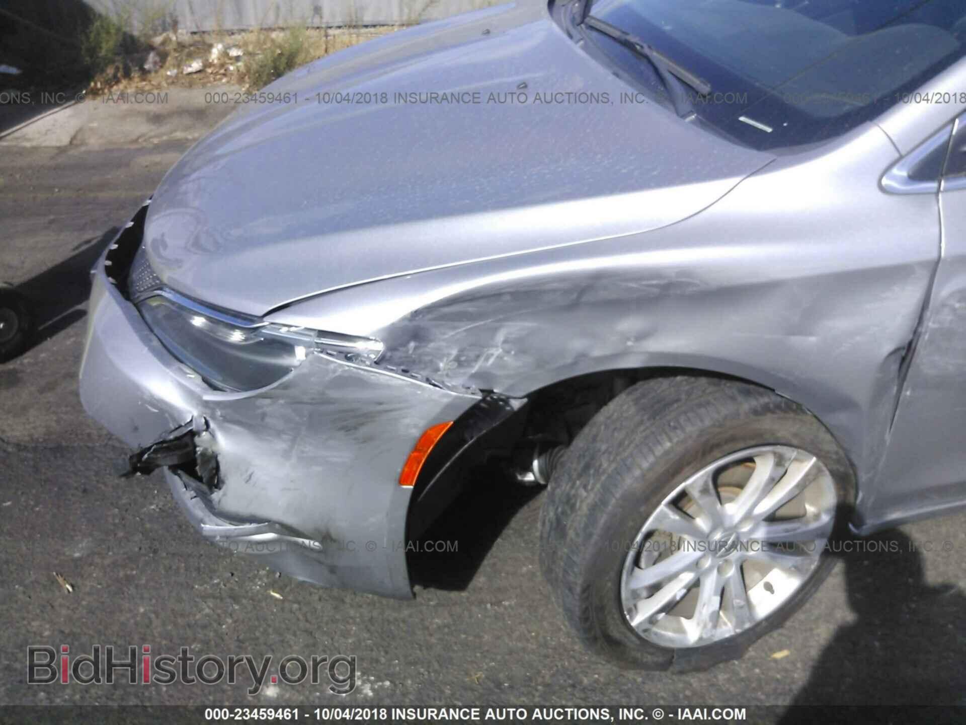 2016 Chrysler 200 - VIN: 1C3CCCAB5GN106323 - Photo 6