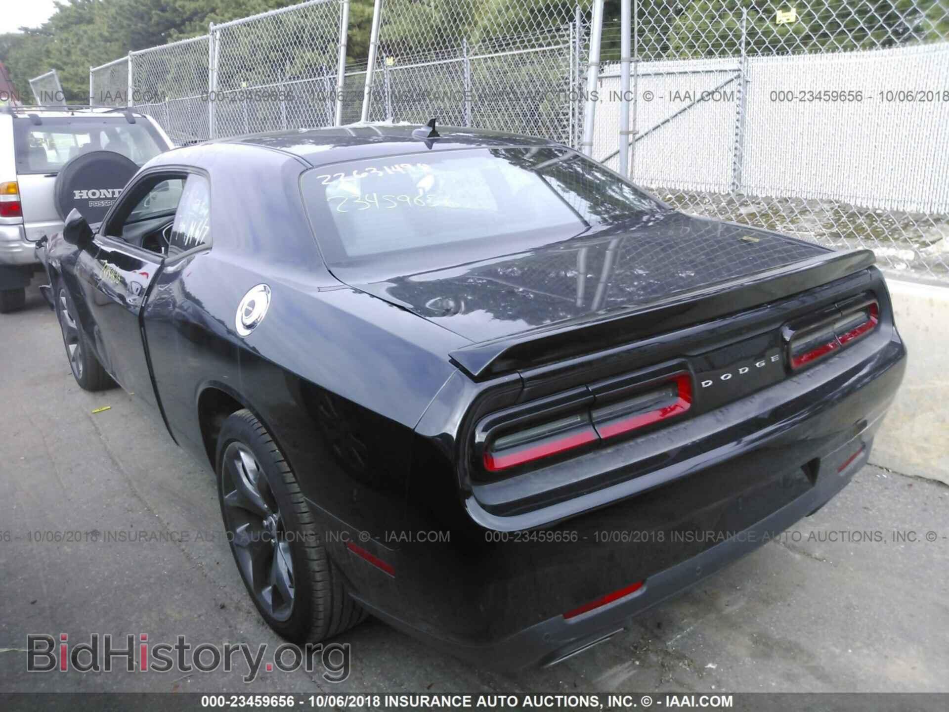 2018 Dodge Challenger - VIN: 2C3CDZAG6JH258638 - Фото 3