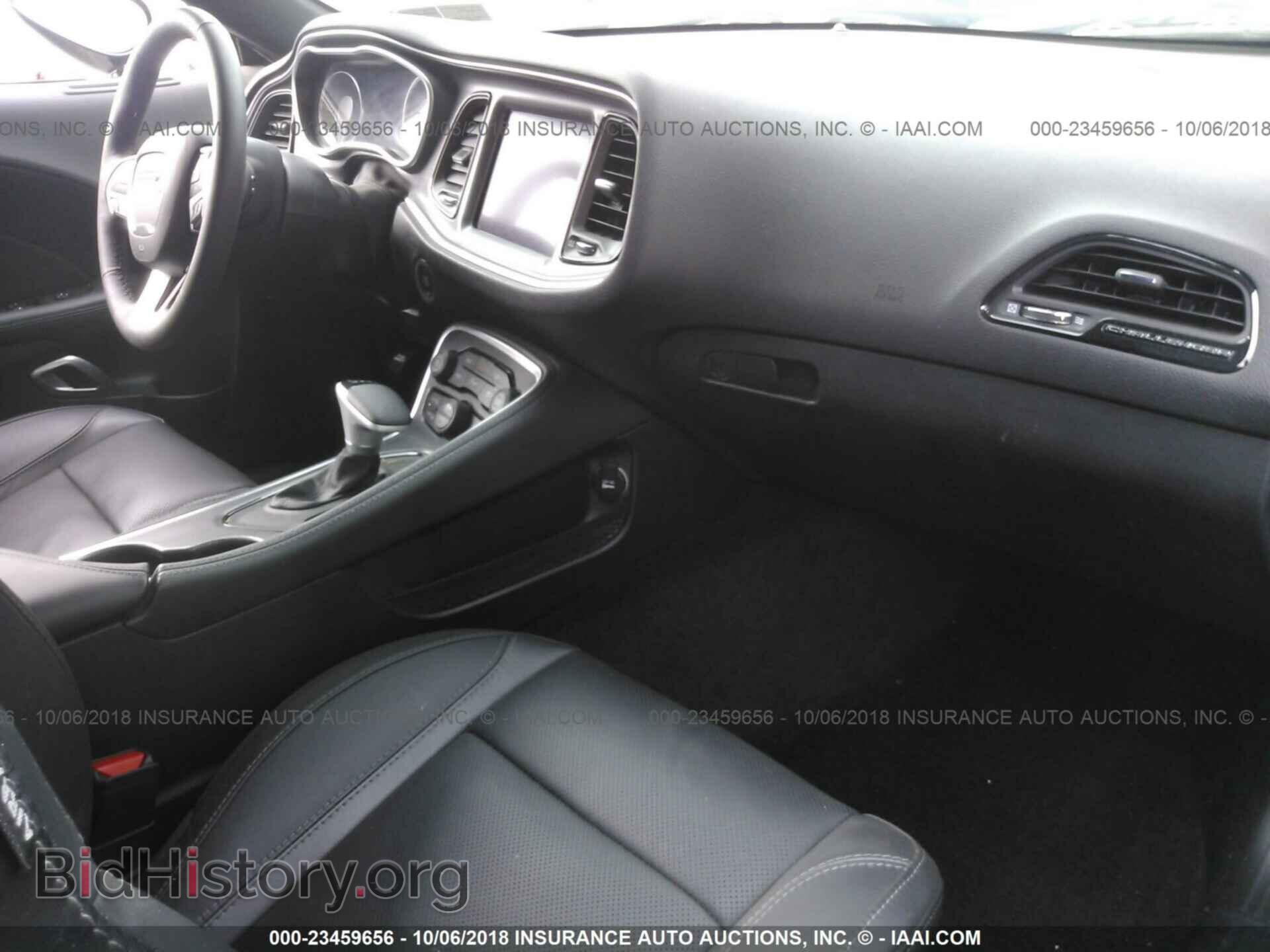 2018 Dodge Challenger - VIN: 2C3CDZAG6JH258638 - Фото 5