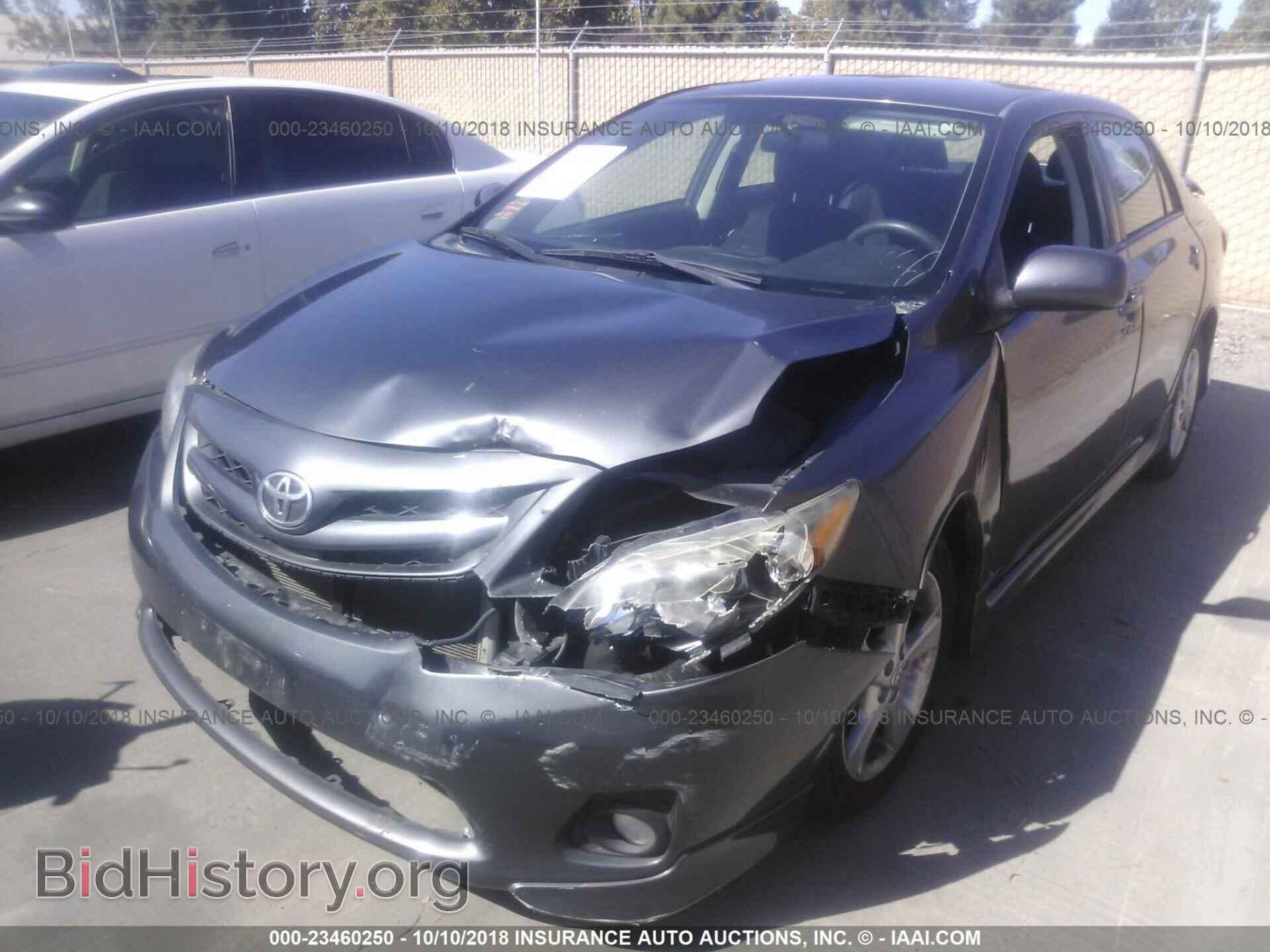 2011 Toyota Corolla - VIN: 2T1BU4EE4BC556099 - Фото 2