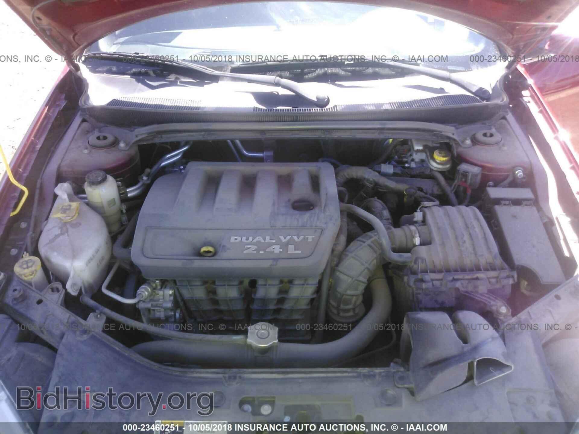 2014 Chrysler 200 - VIN: 1C3CCBAB4EN213094 - Photo 10