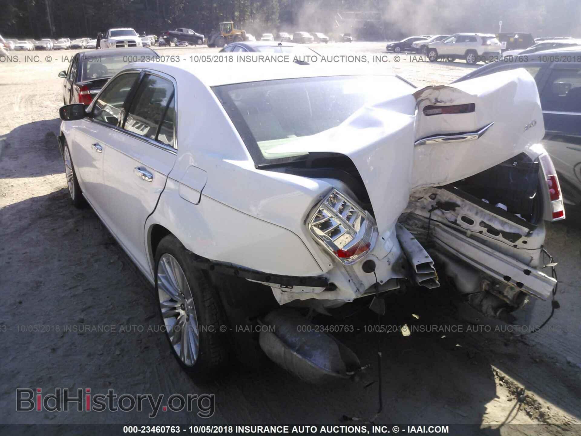 2011 CHRYSLER 300 - VIN: 2C3CA5CG7BH584366 - Фото 3