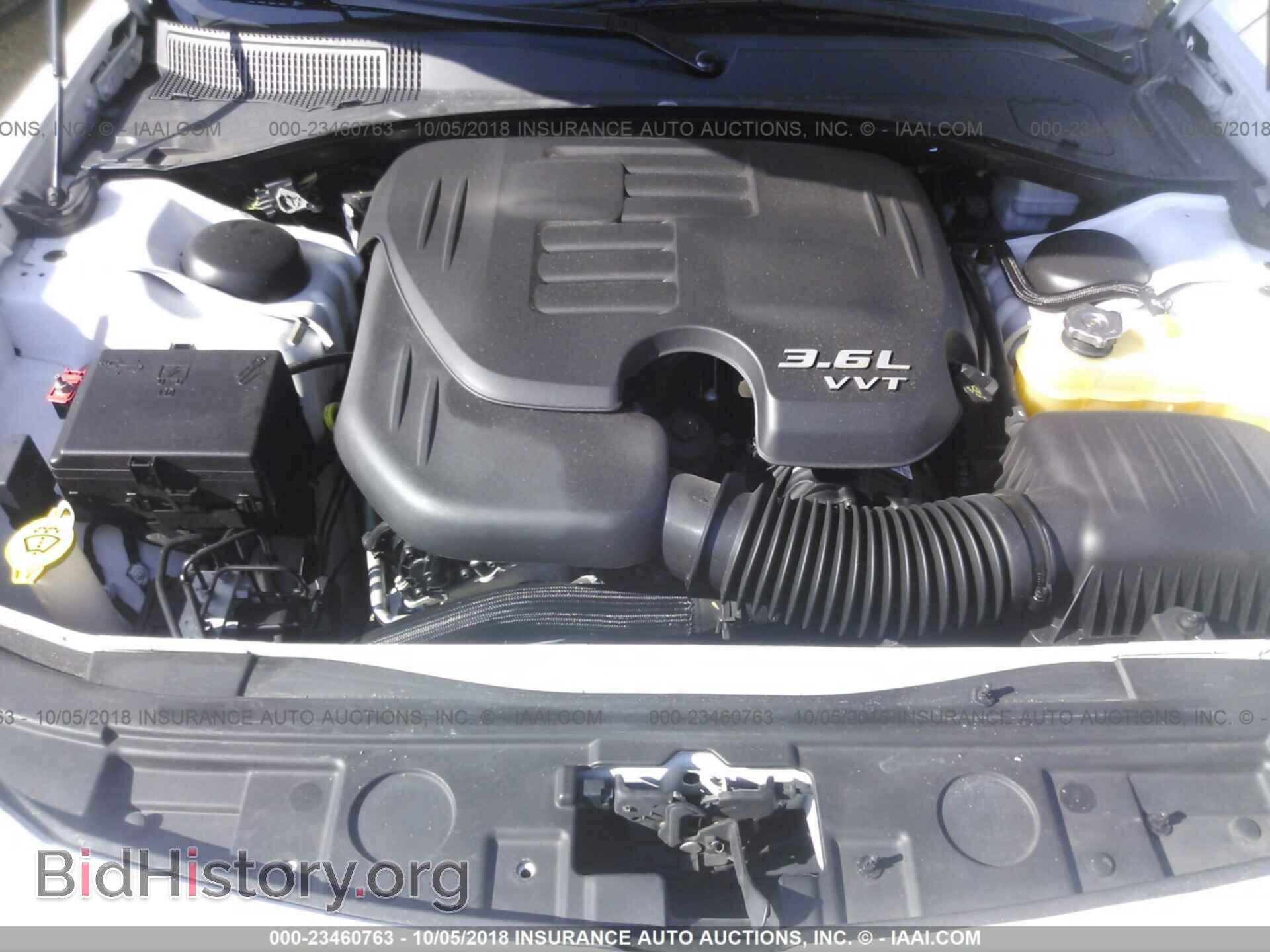 2011 CHRYSLER 300 - VIN: 2C3CA5CG7BH584366 - Фото 10