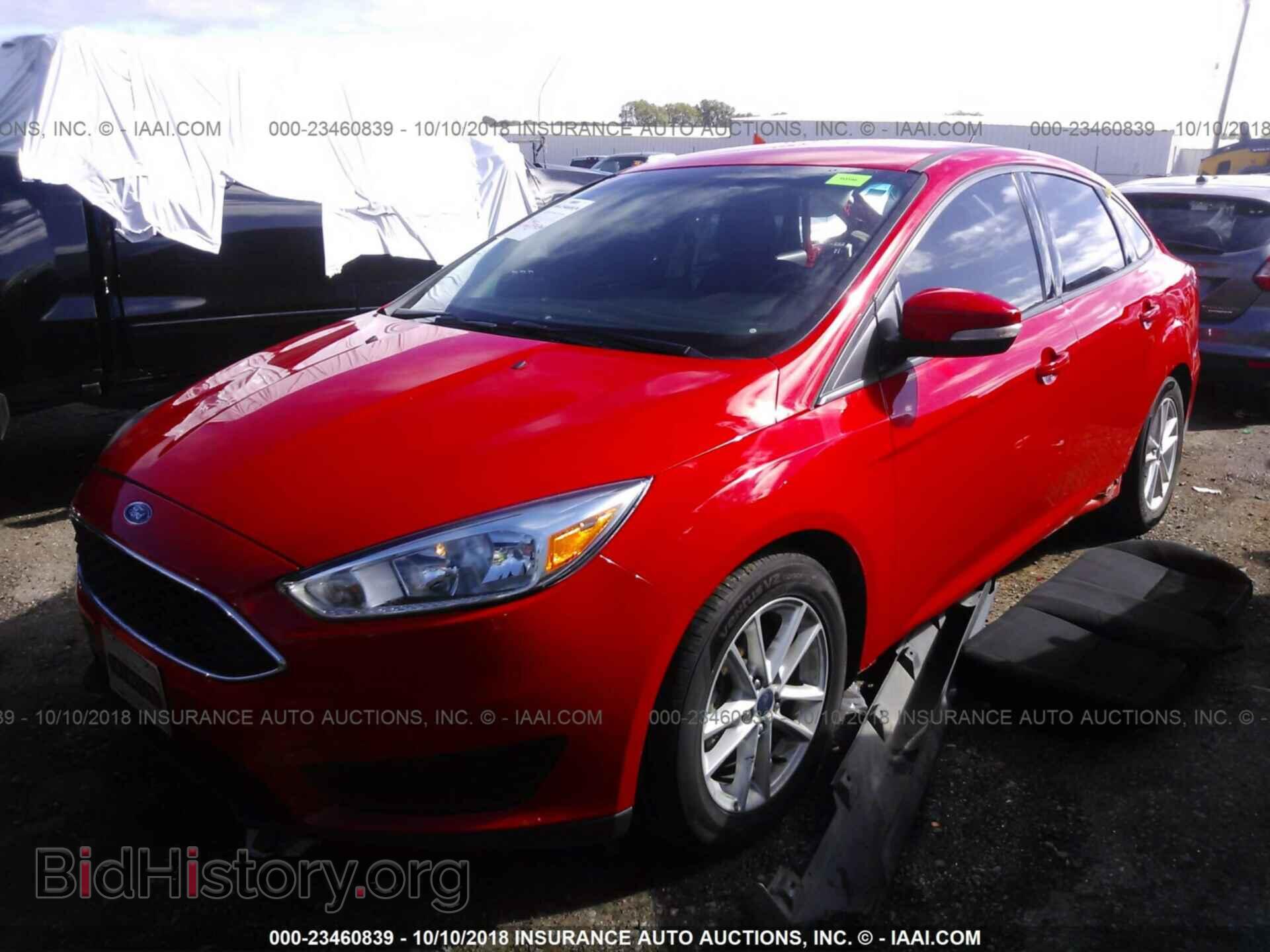 2016 Ford Focus - VIN: 1FADP3F29GL291345 - Photo 2