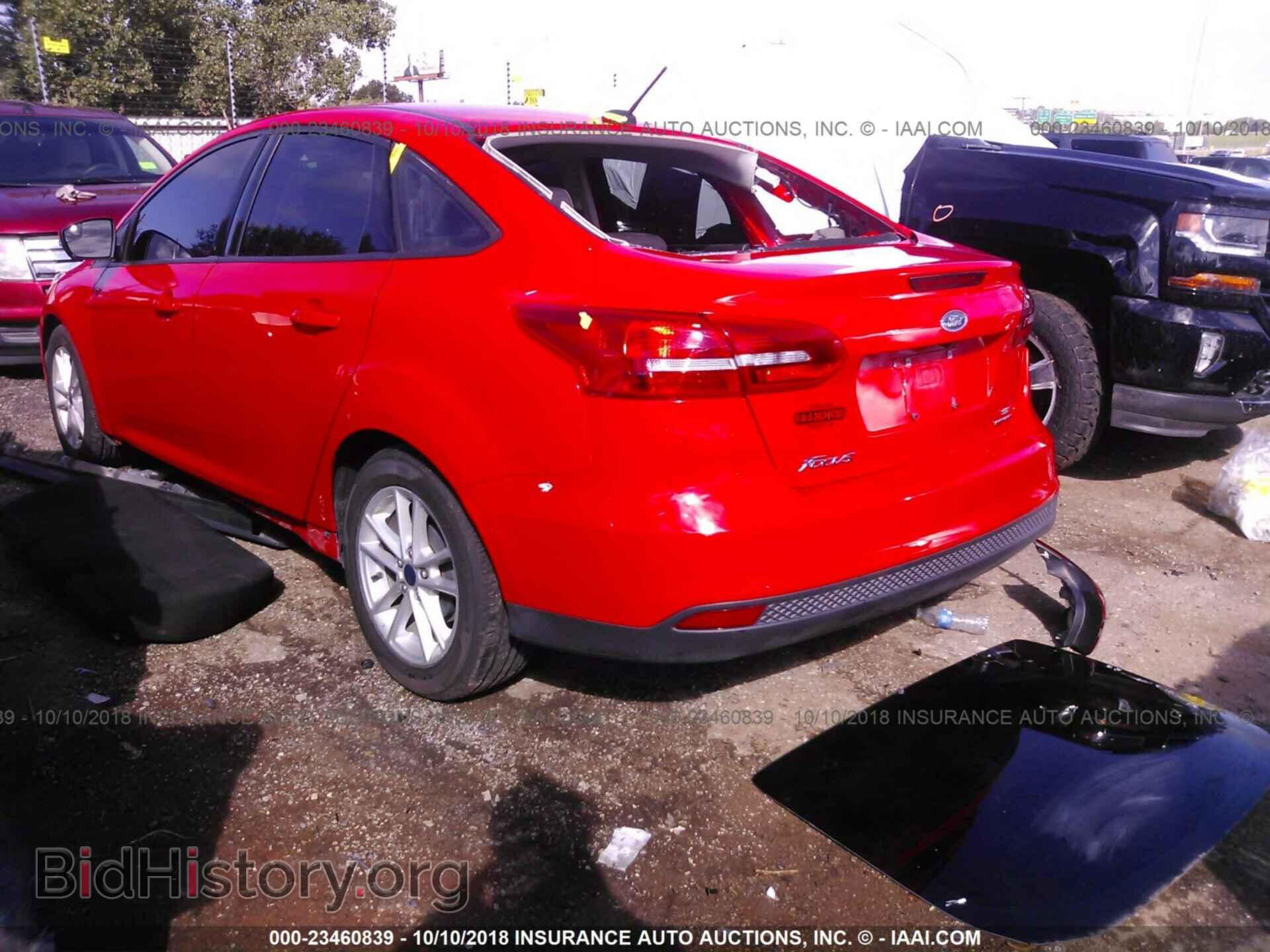 2016 Ford Focus - VIN: 1FADP3F29GL291345 - Photo 3