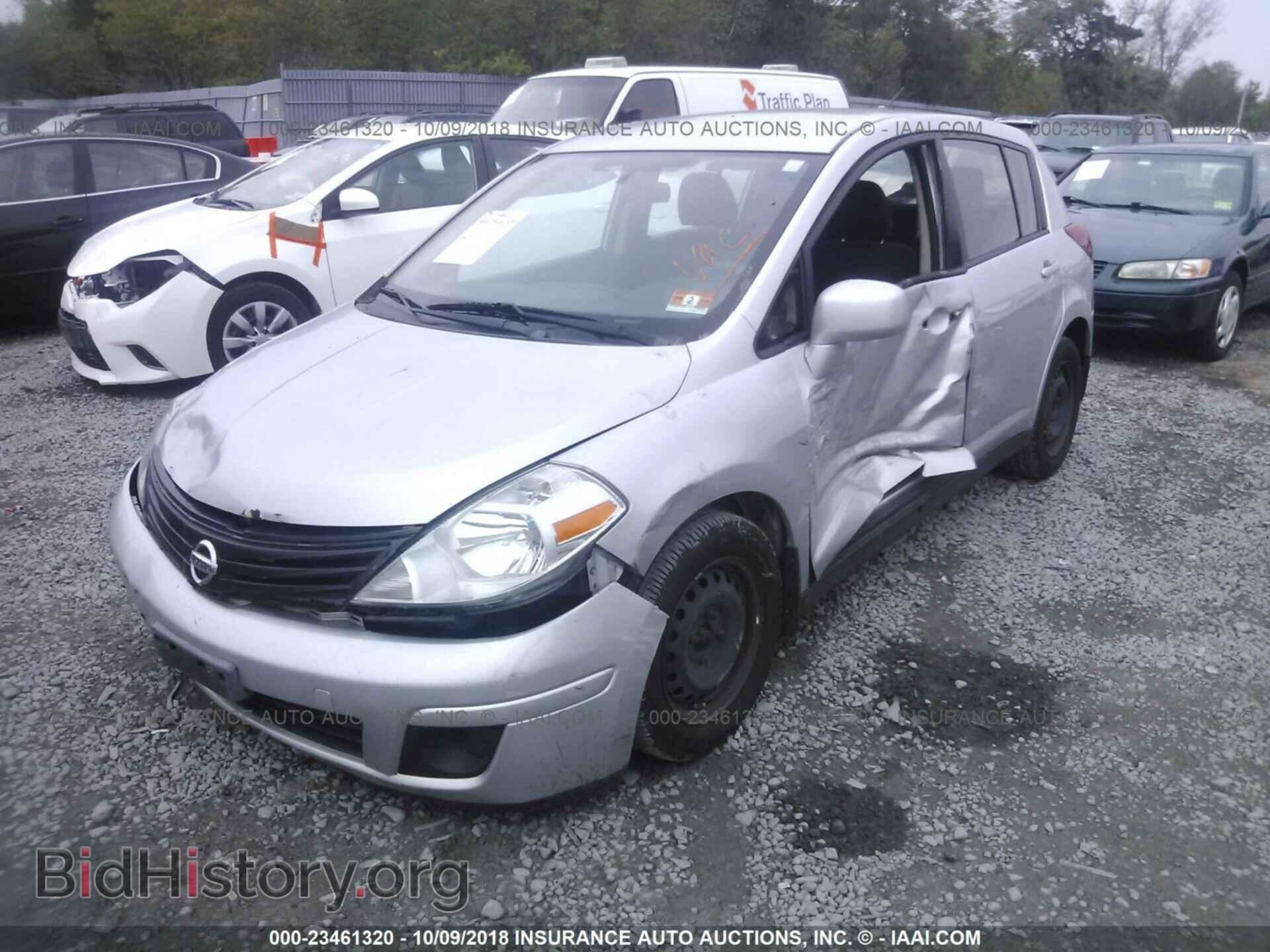 2011 Nissan Versa - VIN: 3N1BC1CP7BL416229 - Фото 2