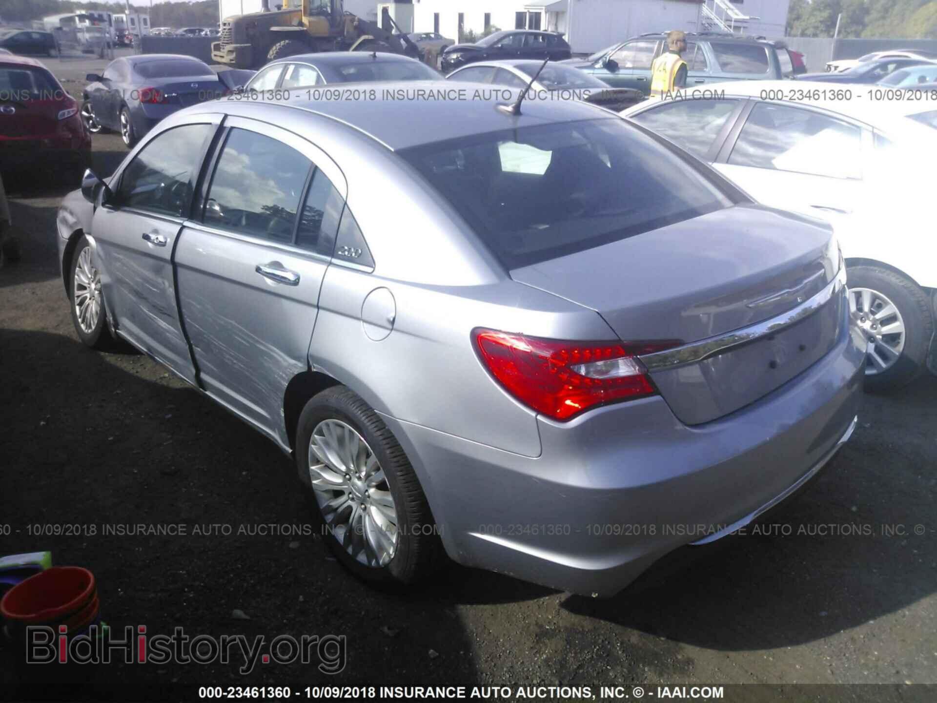 2013 Chrysler 200 - VIN: 1C3CCBCG6DN715791 - Photo 3