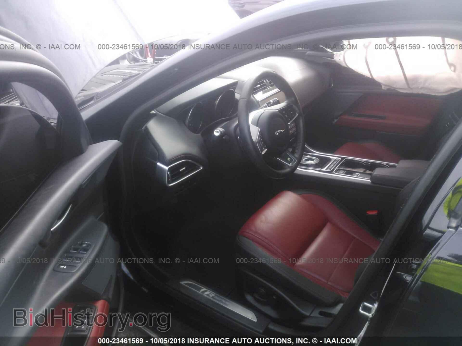 2017 Jaguar Xe - VIN: SAJAL4BV6HA957980 - Фото 5